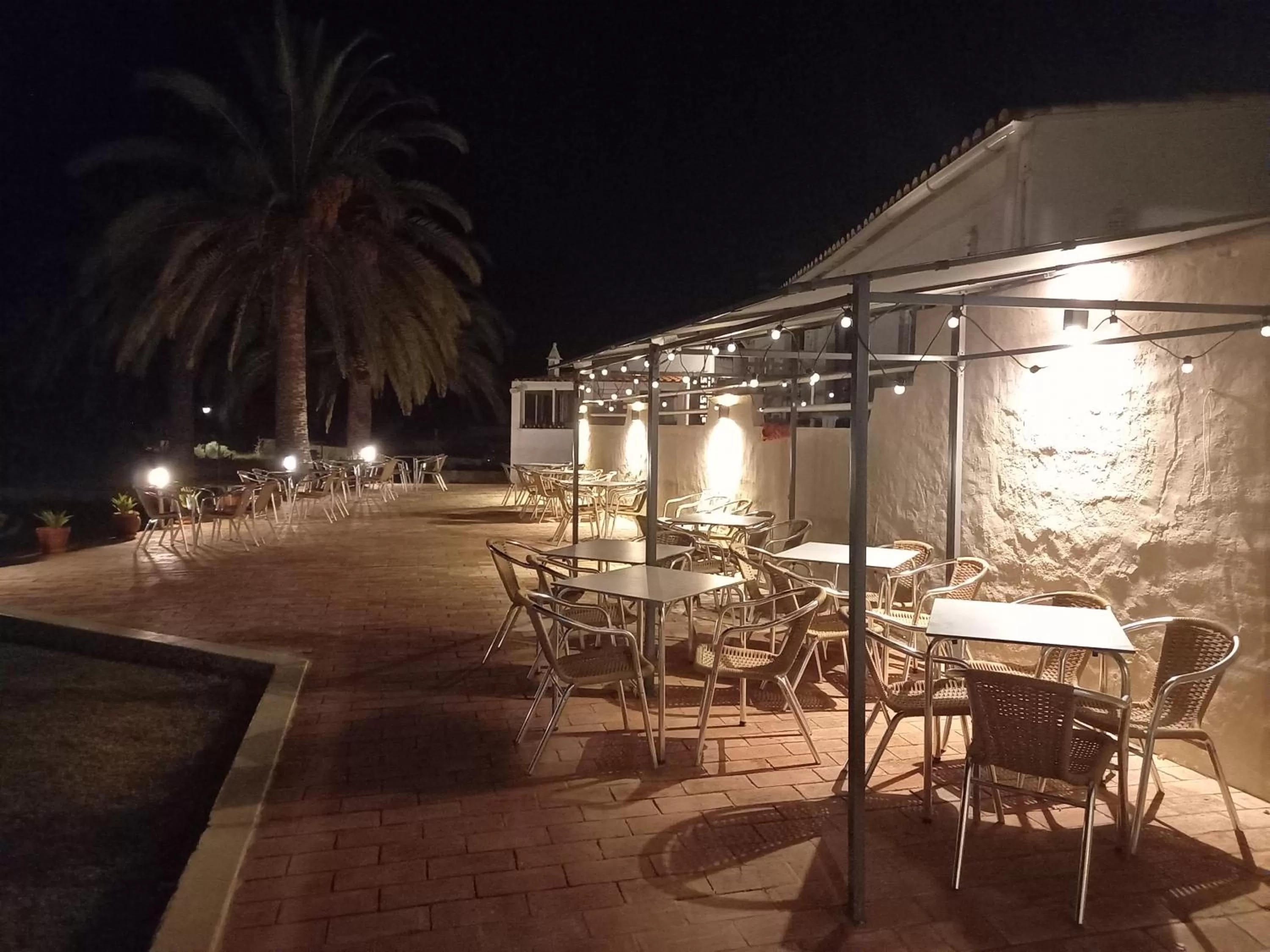 Restaurant/places to eat in Vilamar