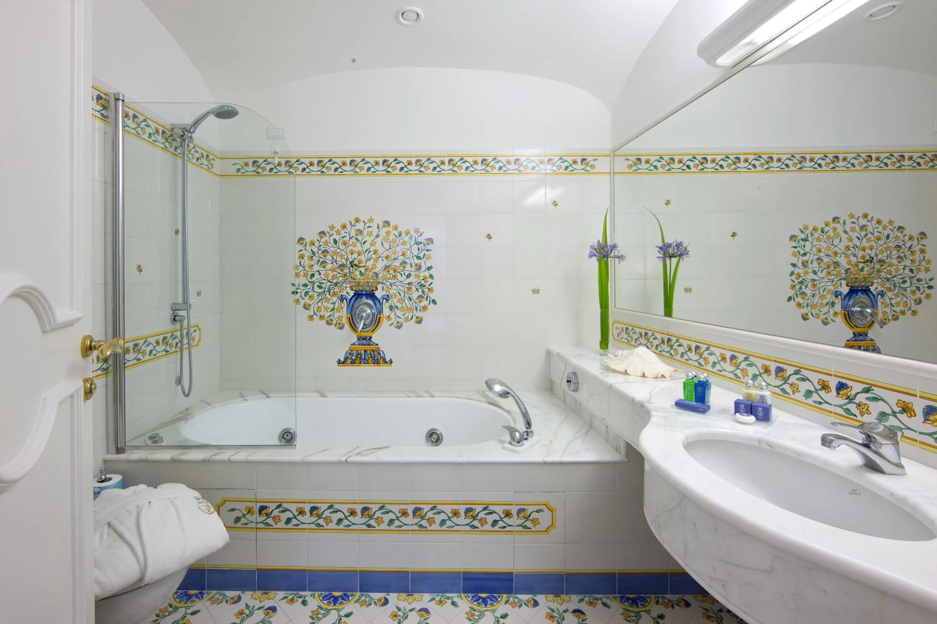 Bathroom in Grand Hotel La Favorita