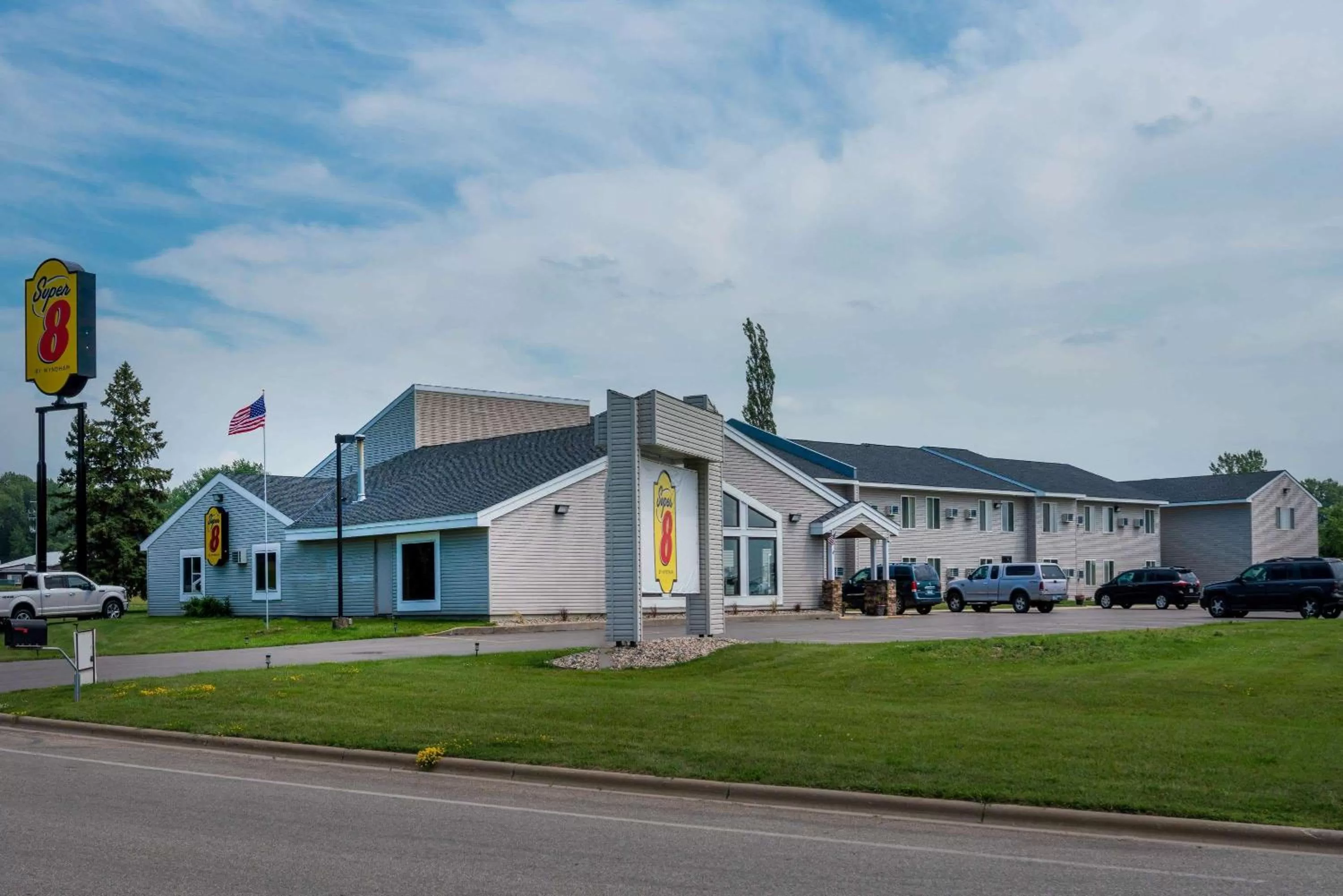 Super 8 by Wyndham Glenwood