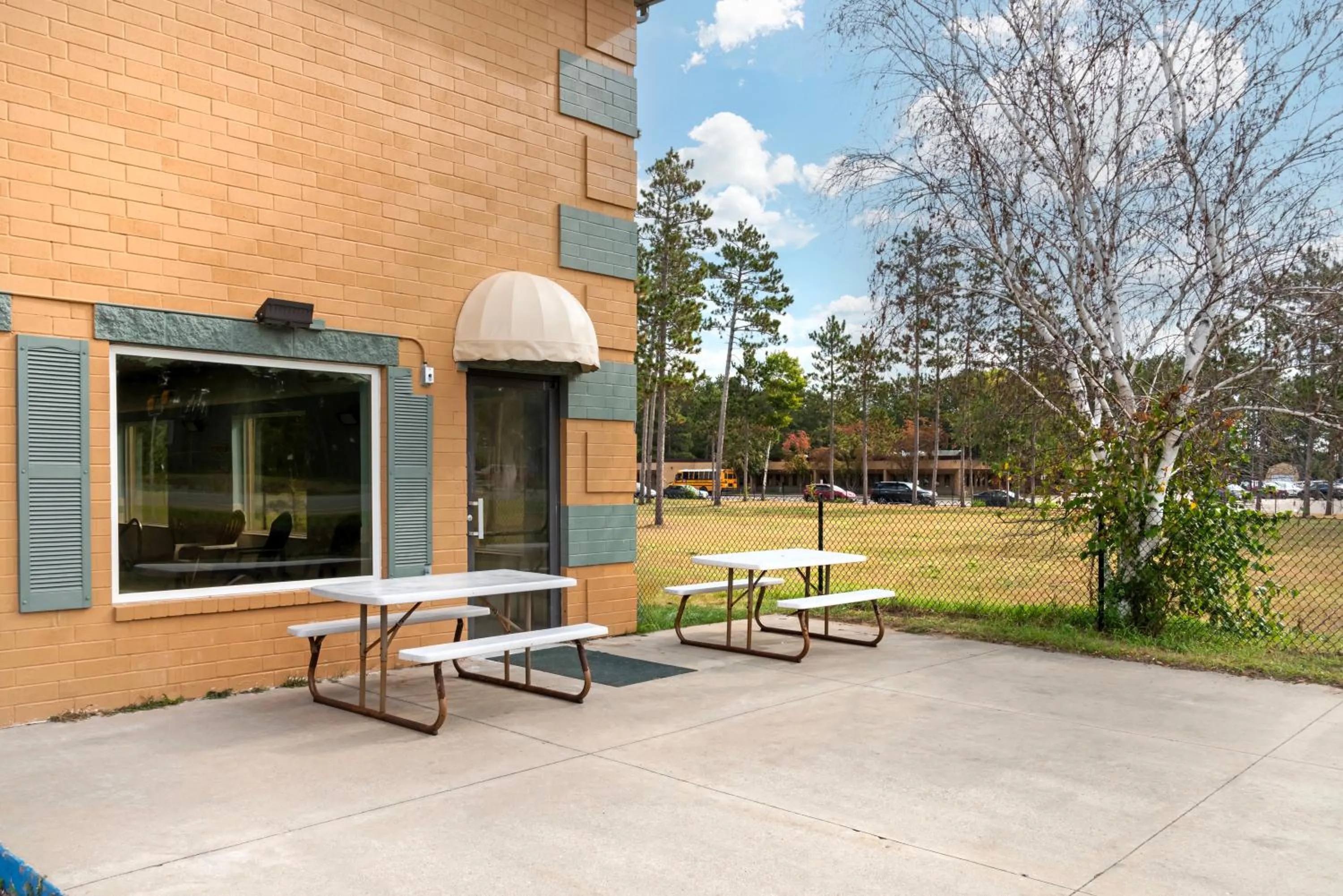 Patio in Quality Inn Bemidji
