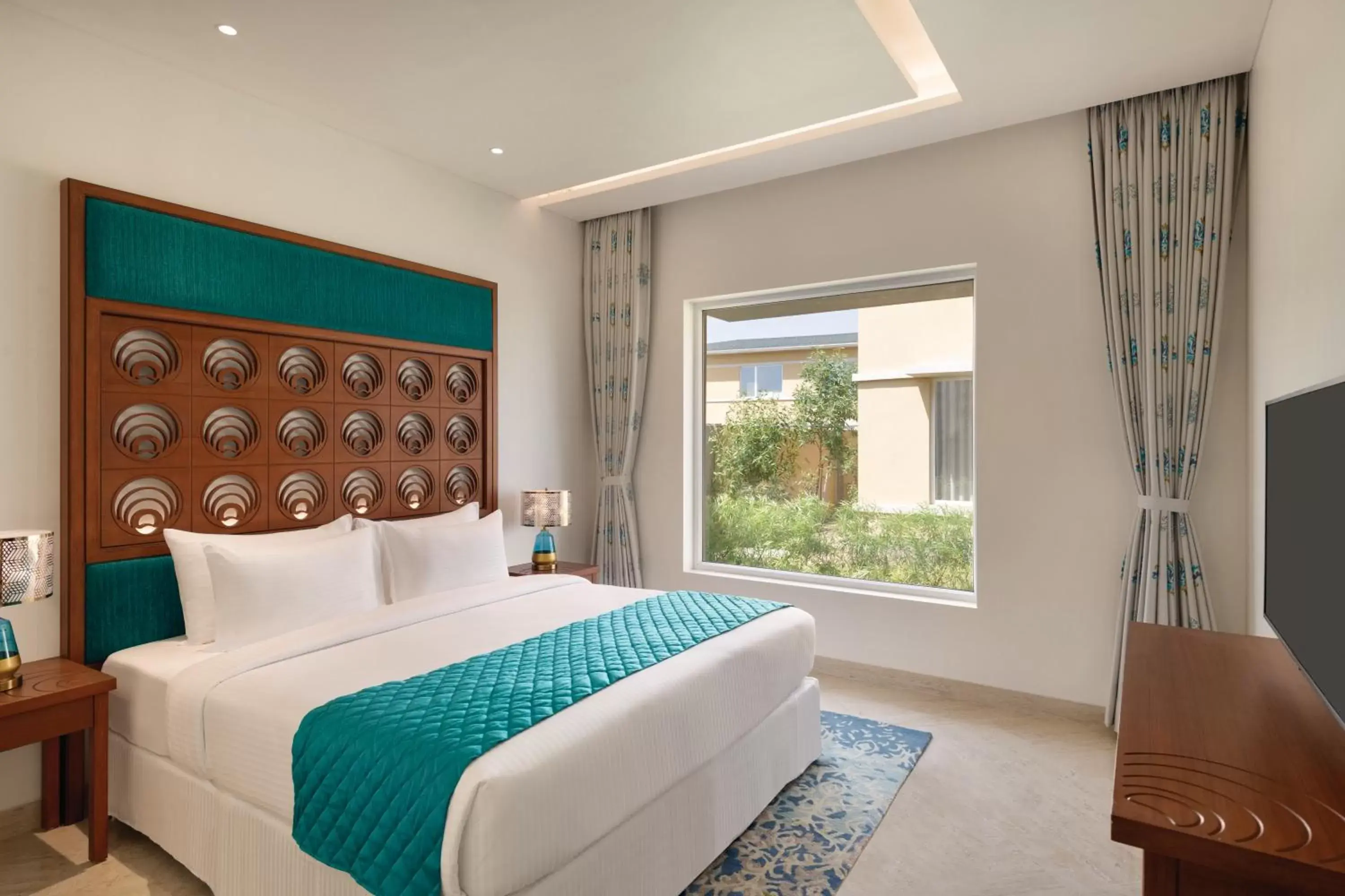 1 King Bed, Sunrise Garden Villa, Non-Smoking in Hawthorn Suites by Wyndham Dwarka 1 King Bed, Sunrise Garden Villa, Non-Smoking in Hawthorn Suites by Wyndham Dwarka