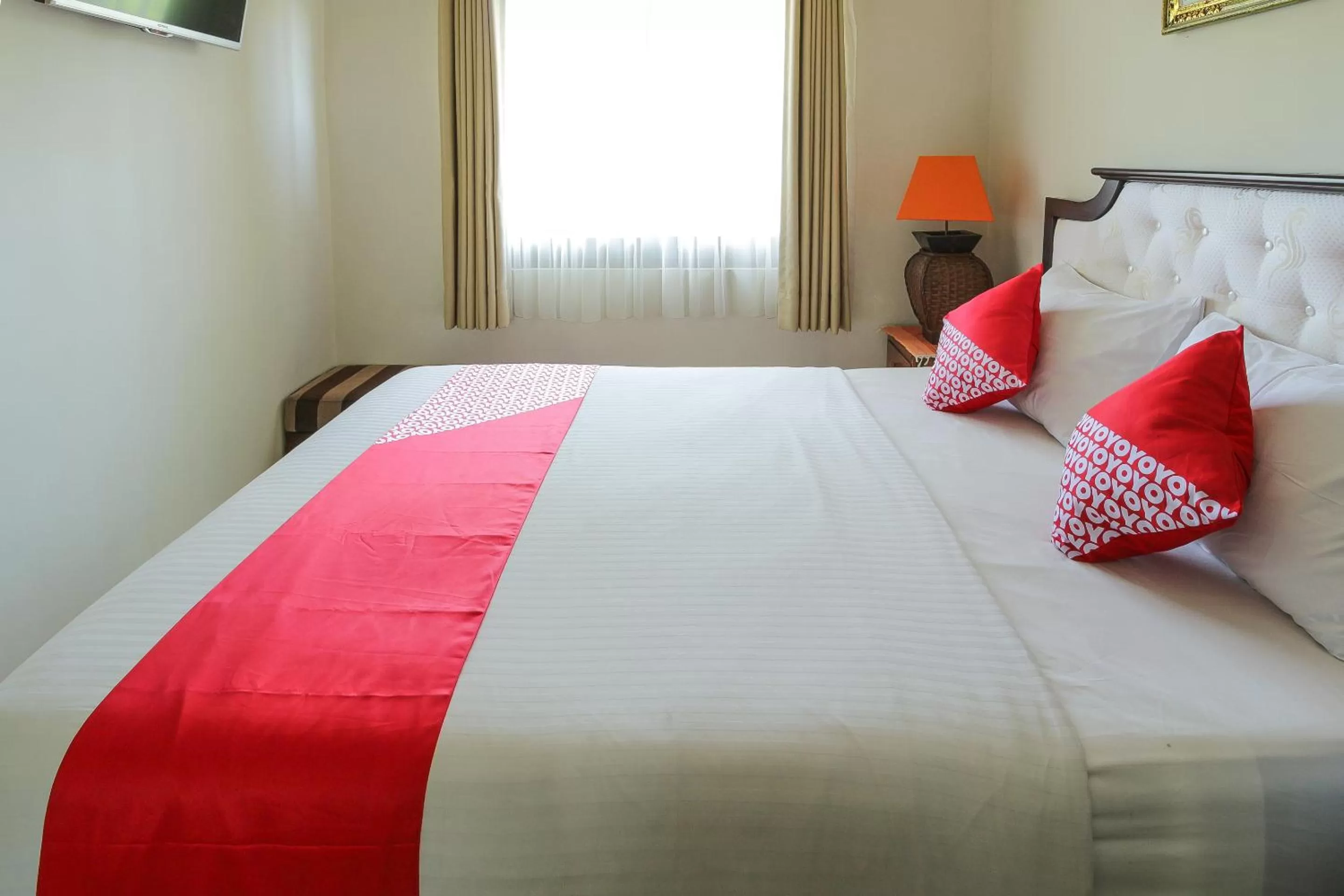 Bedroom, Bed in OYO 734 Tuban Torres Accomodation