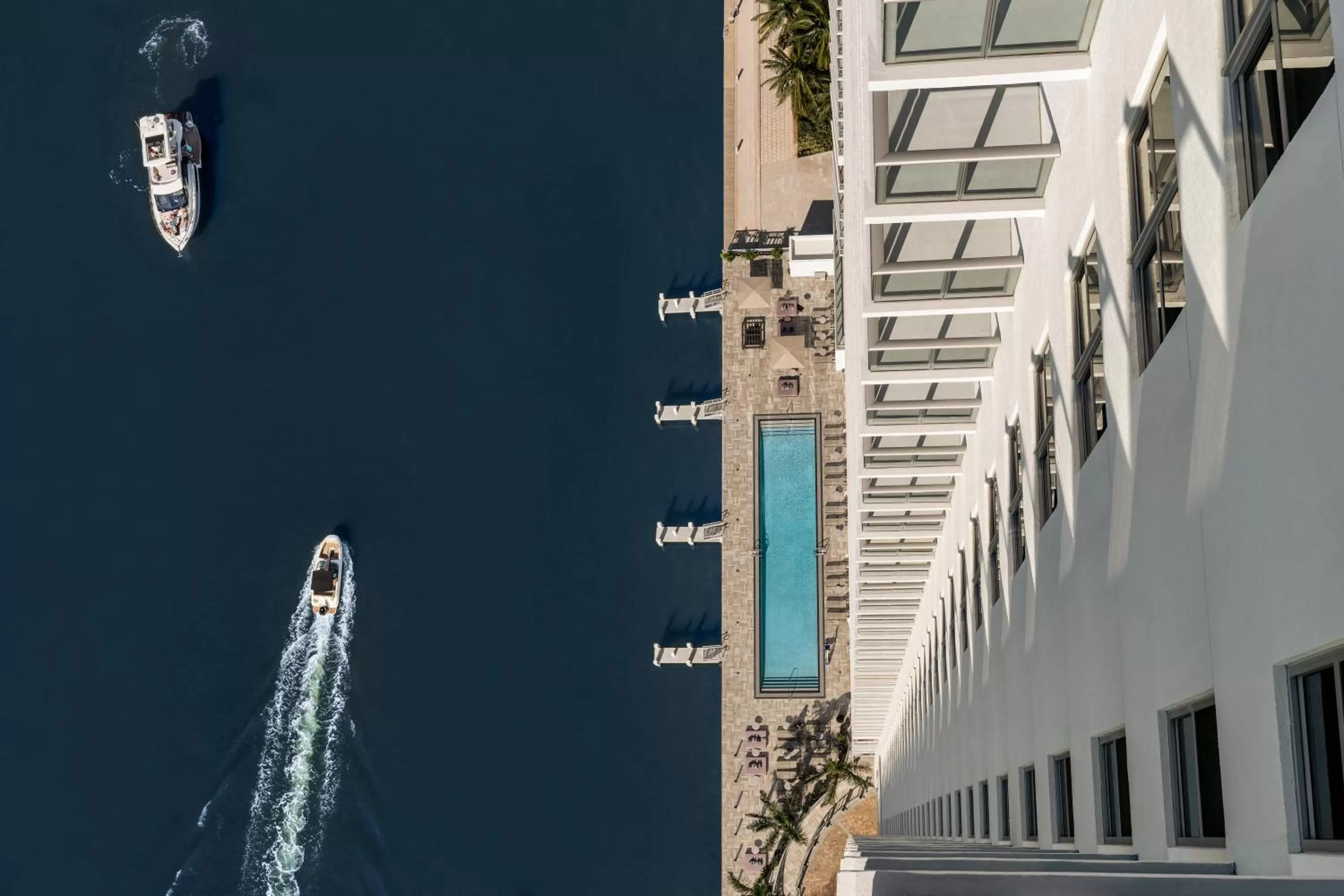 Property building in Hyde Beach House