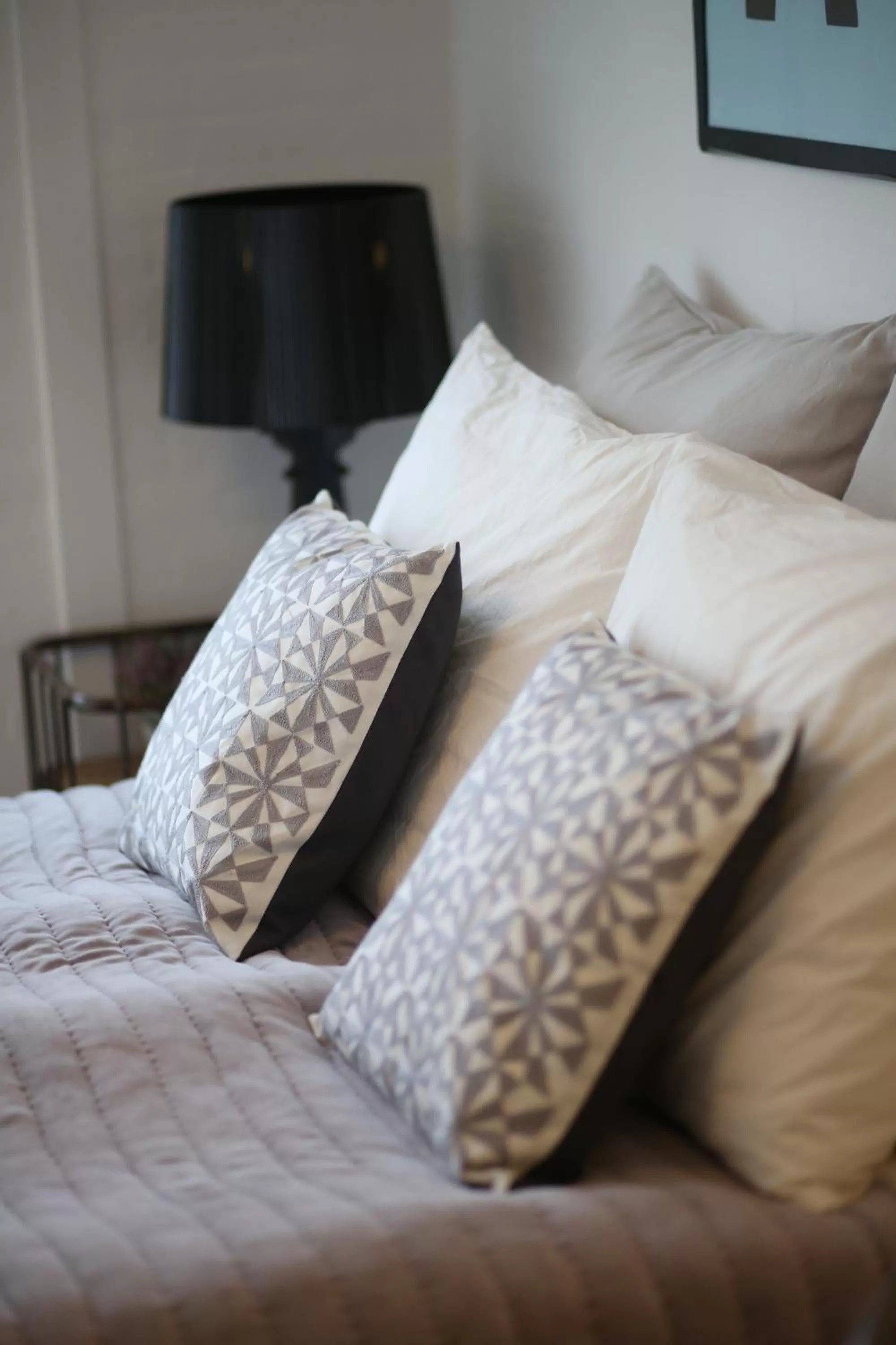 Bed in Dragondrum Bed & Breakfast