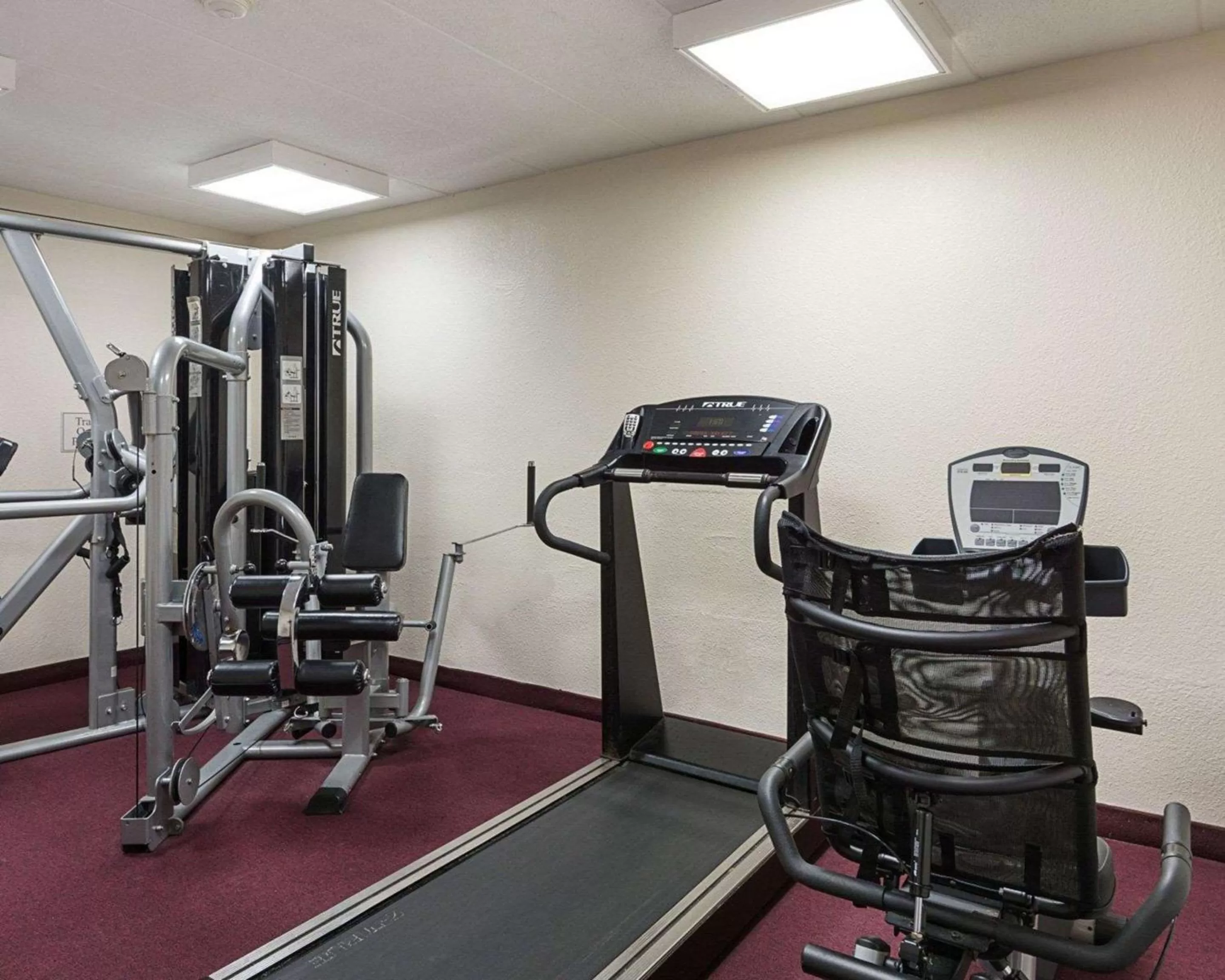 Fitness centre/facilities in Comfort Inn Oxon Hill - National Harbor