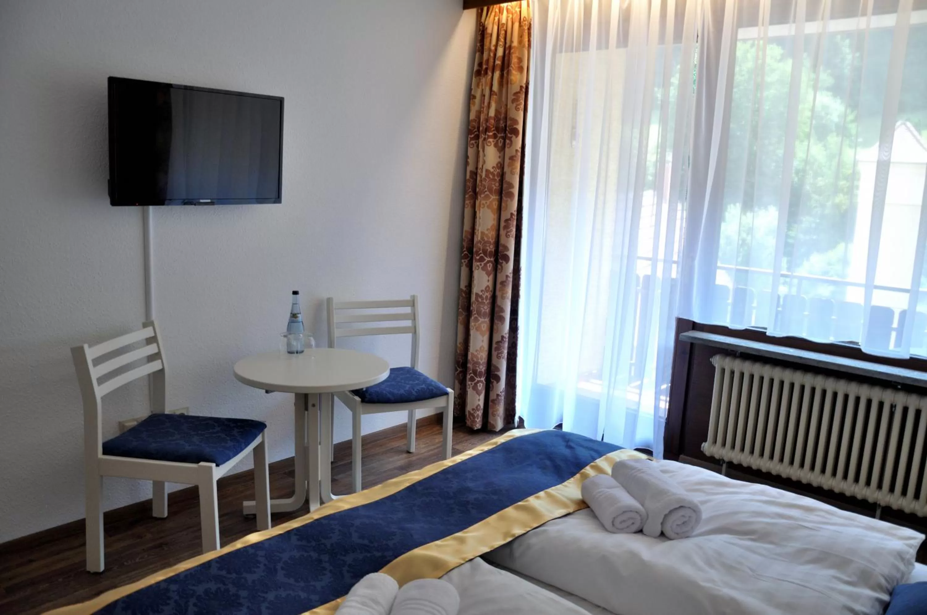 Photo of the whole room, Bed in Hotel Eleon