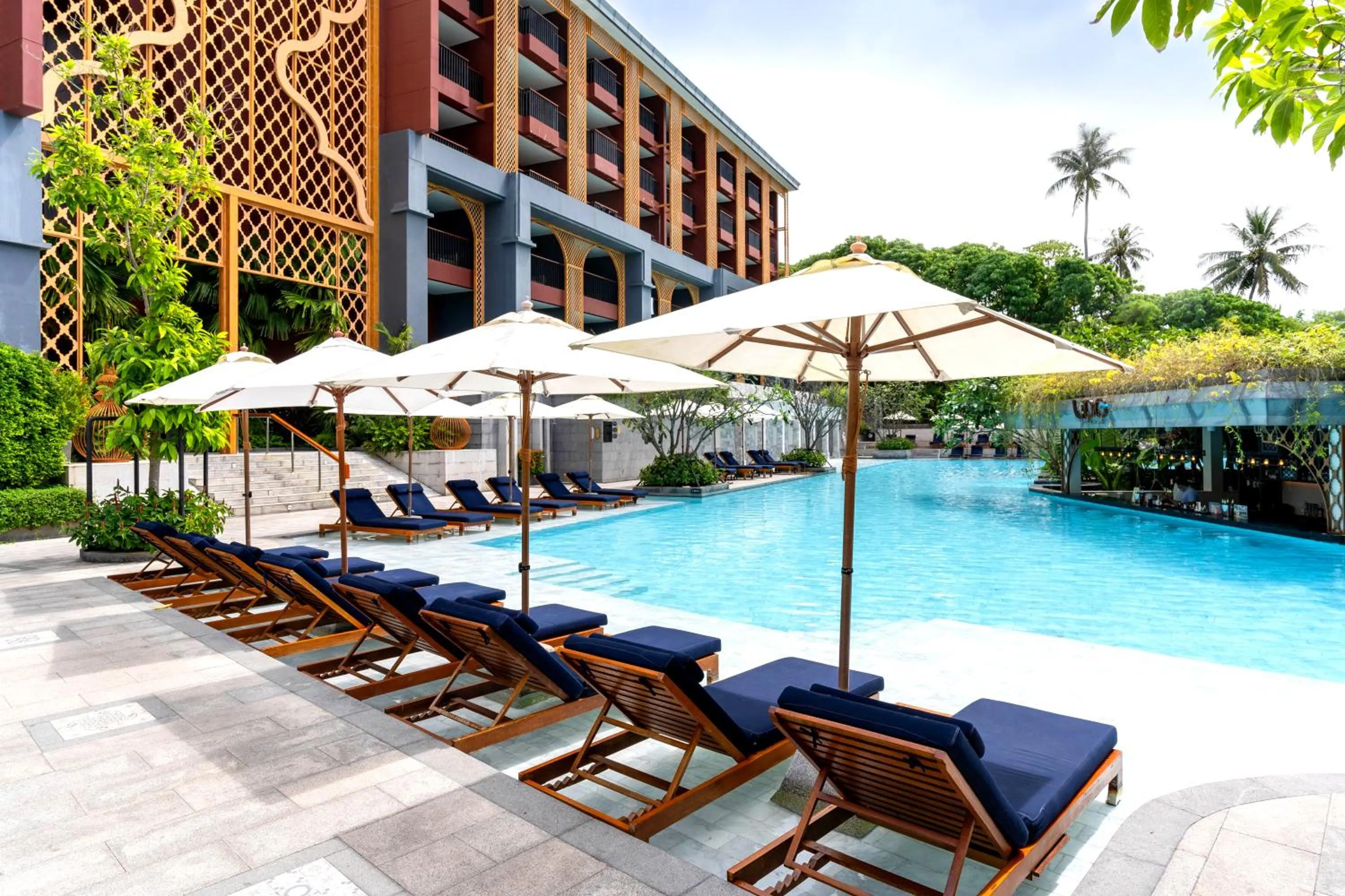 Swimming pool in Avista Grande Phuket Karon - MGallery