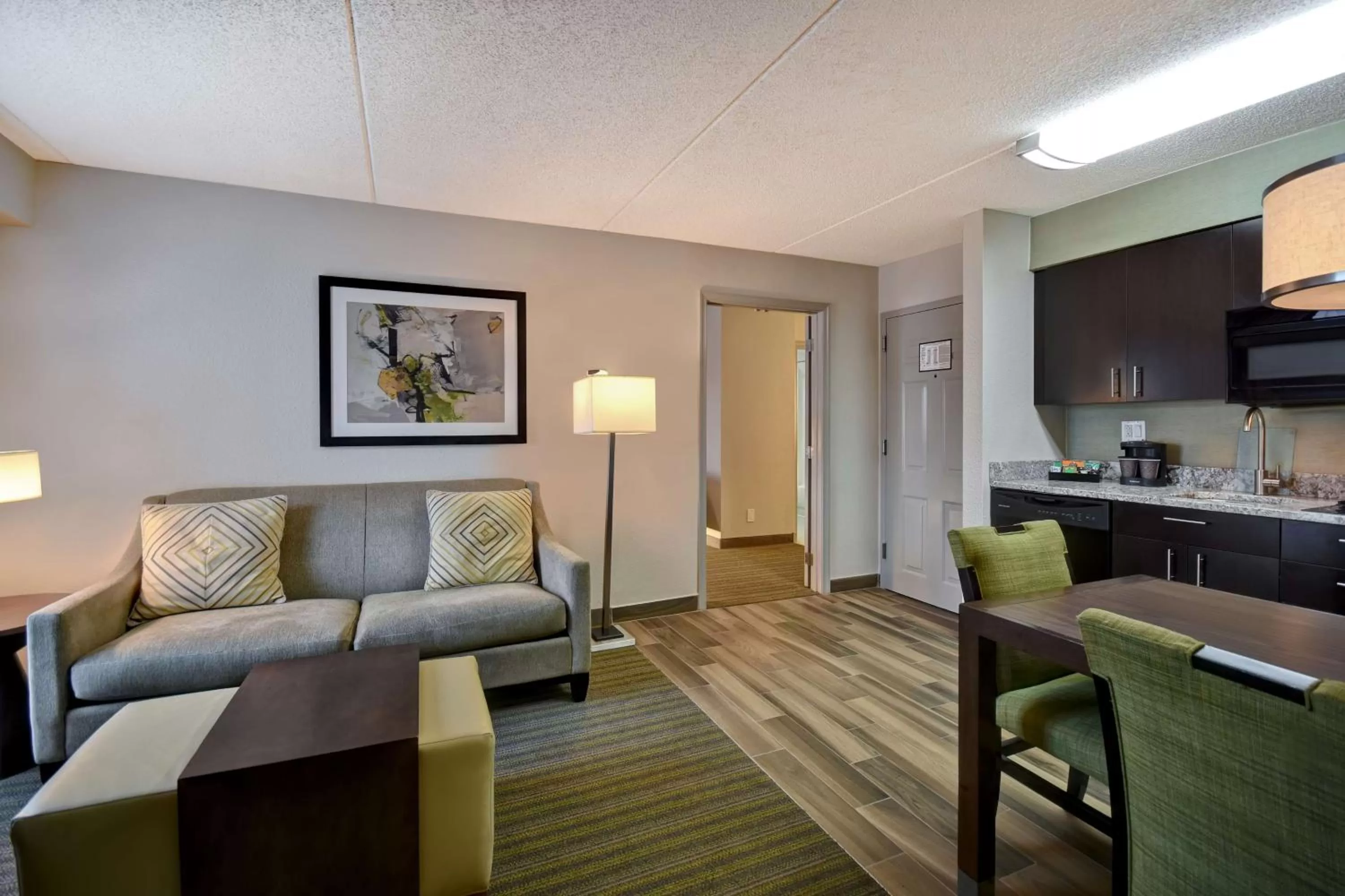 Living room in Homewood Suites by Hilton Philadelphia-Great Valley