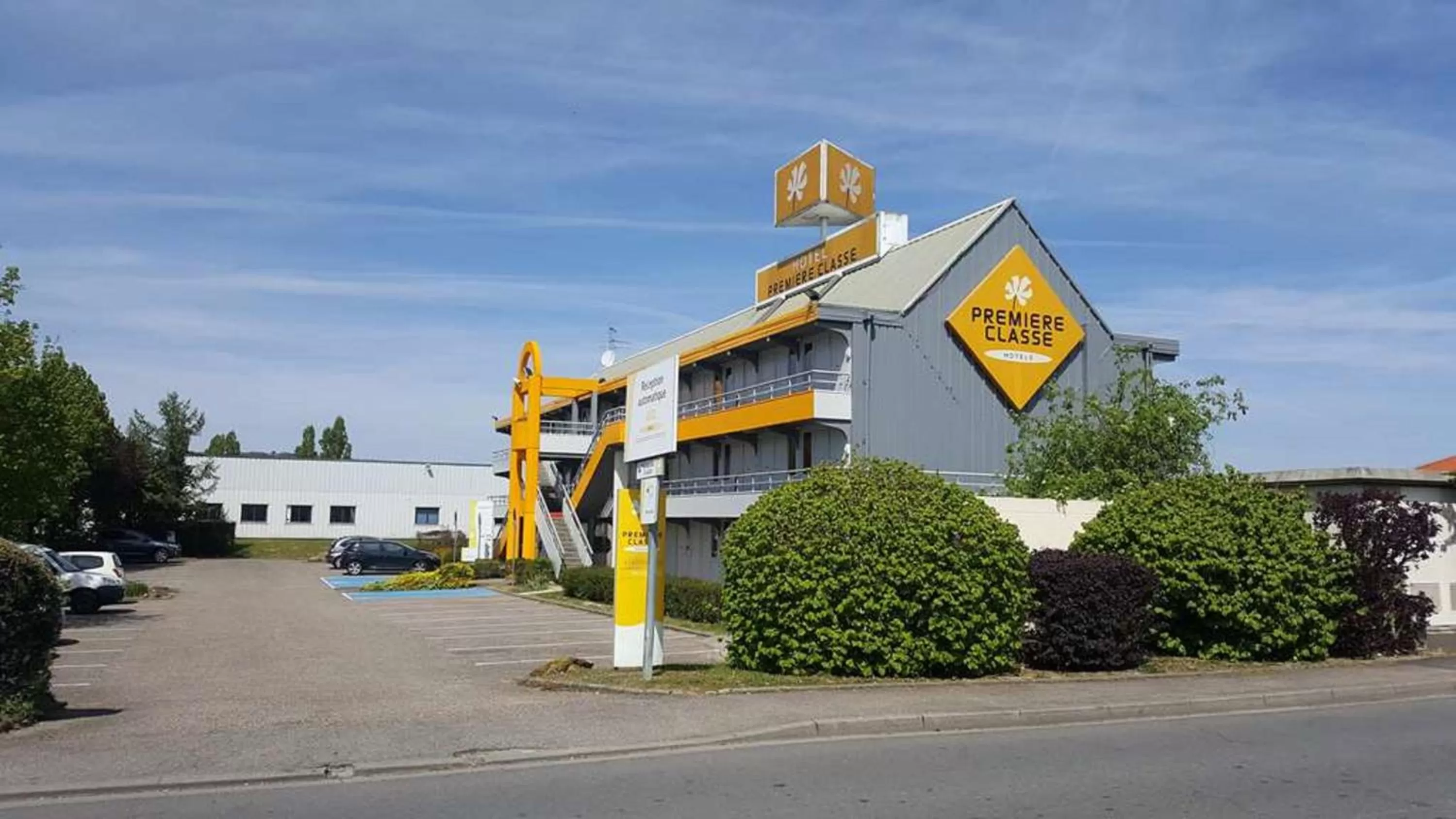 Property building in Premiere Classe Metz Sud Jouy Aux Arches