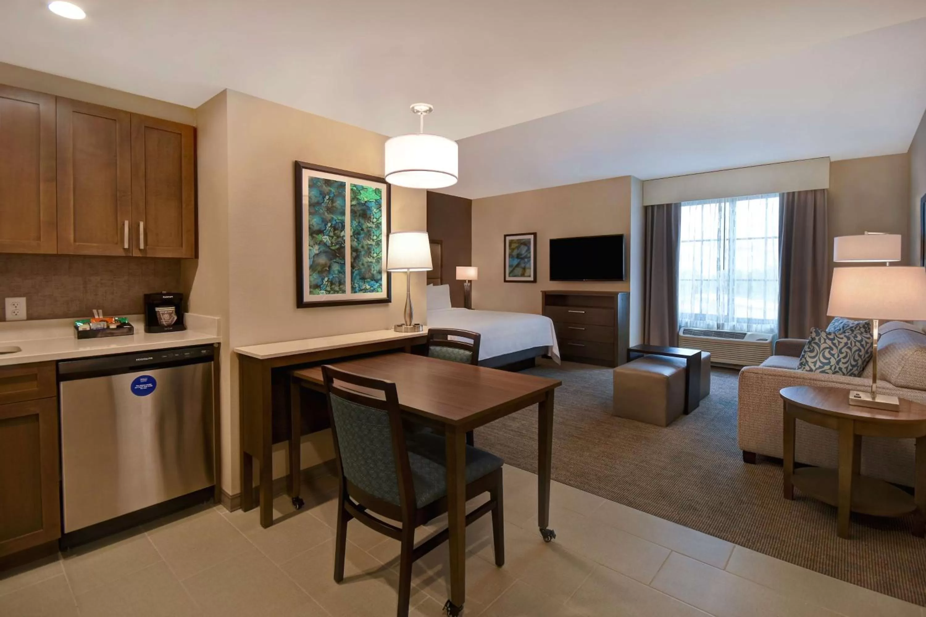 Living room in Homewood Suites By Hilton Orlando Flamingo Crossings, Fl