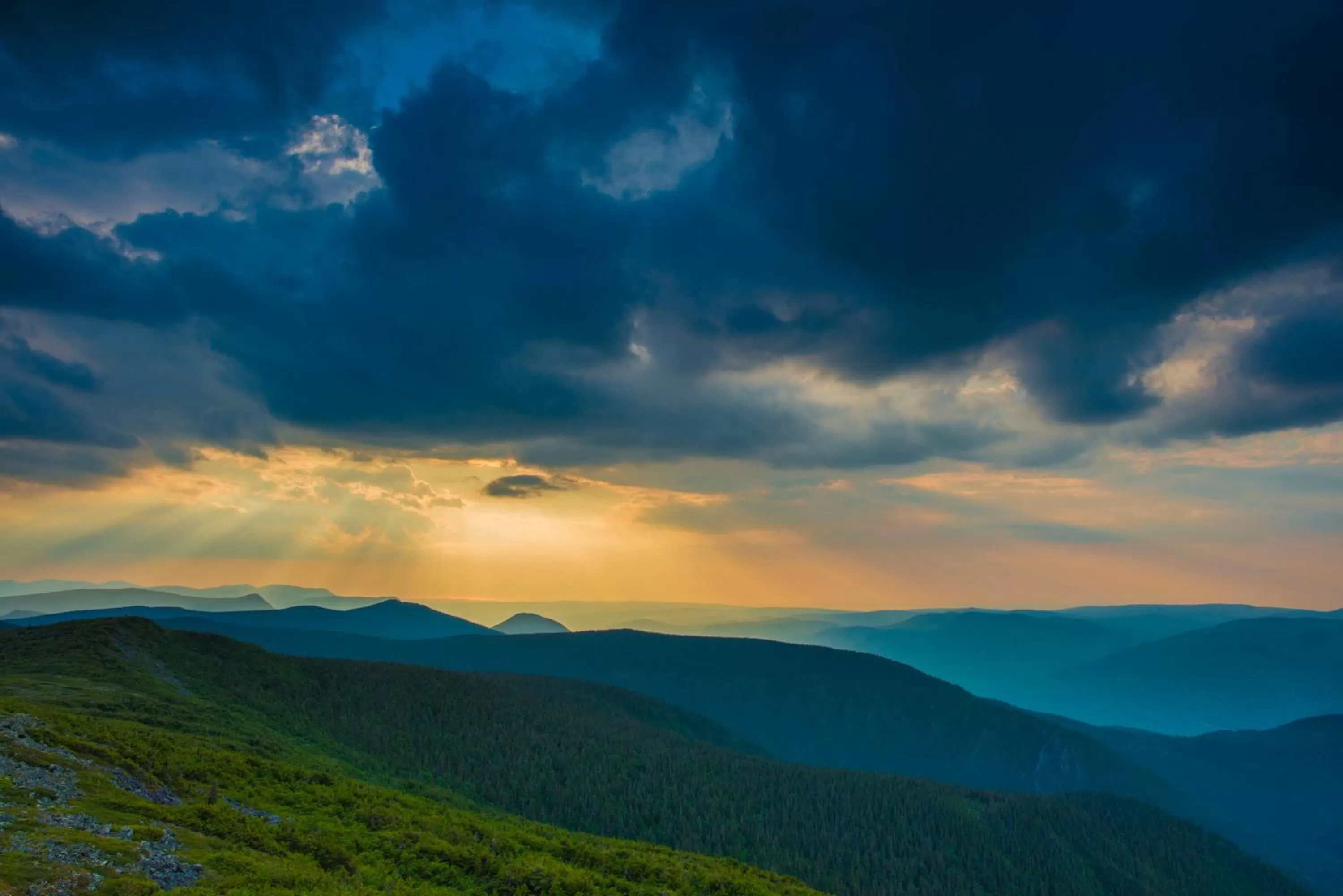 Mountain view in Gîte du Mont-Albert - Sepaq