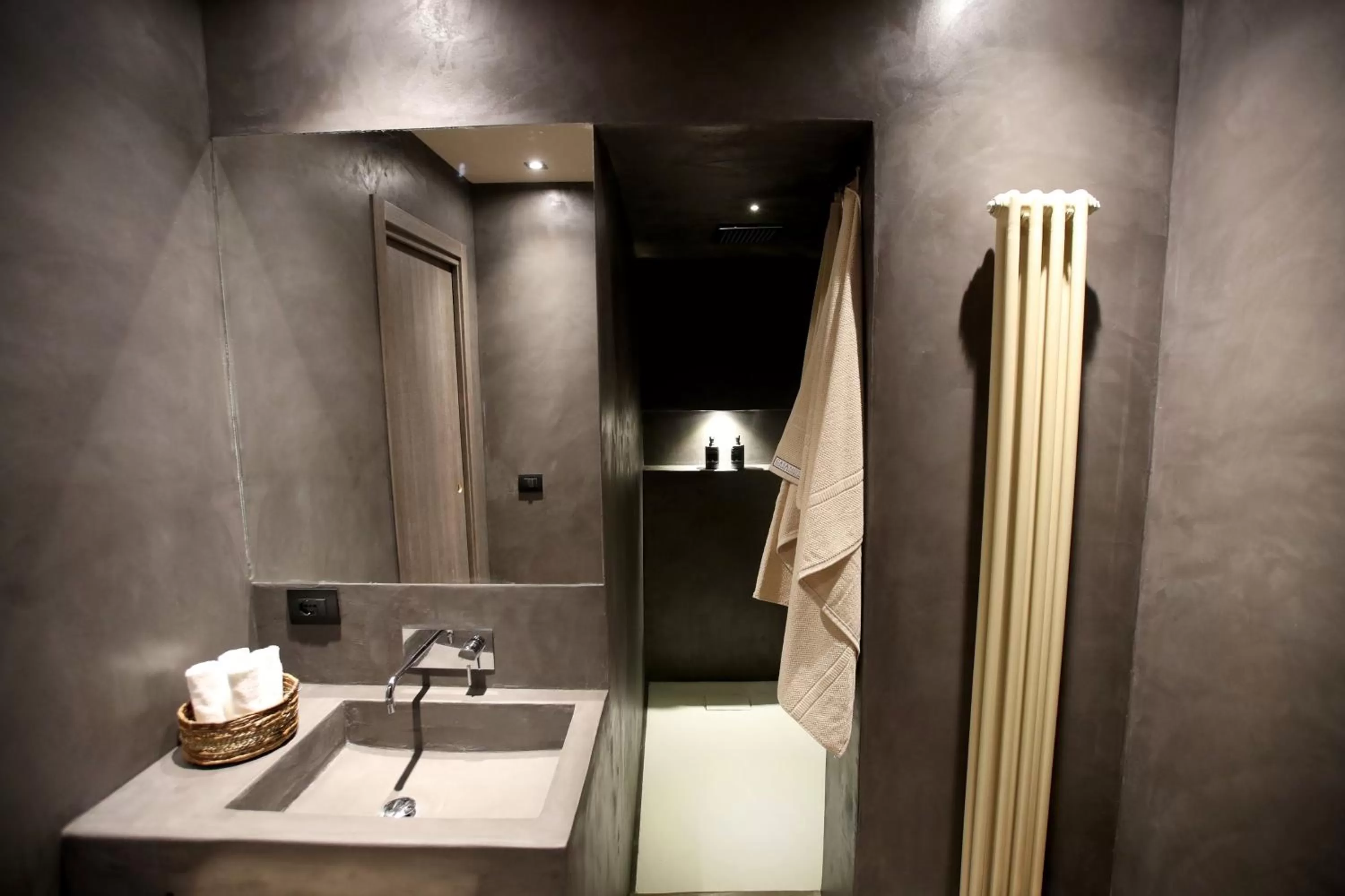 Bathroom in Casa Nostra Luxury Suites & Spa