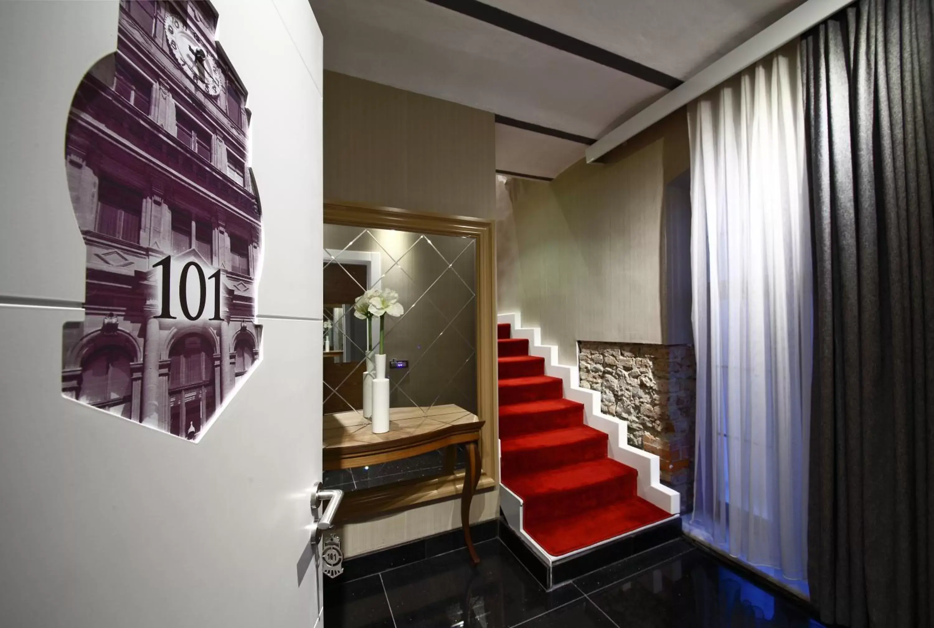 Executive Suite in Montania Special Class Hotel Executive Suite in Montania Special Class Hotel