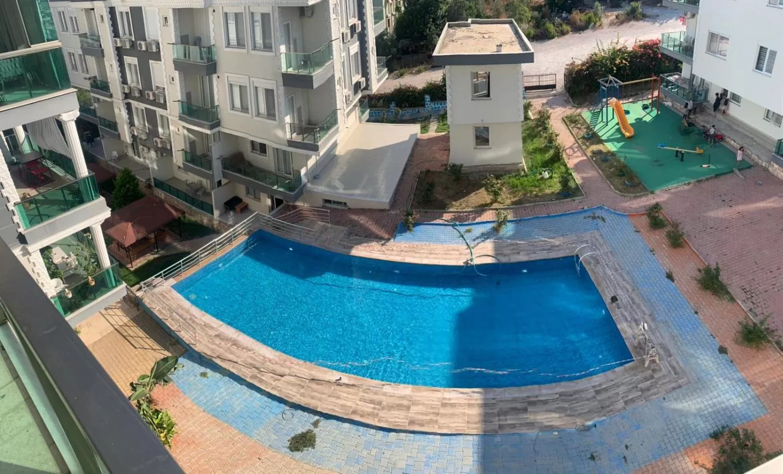 Pool View in Mina Suit Apart