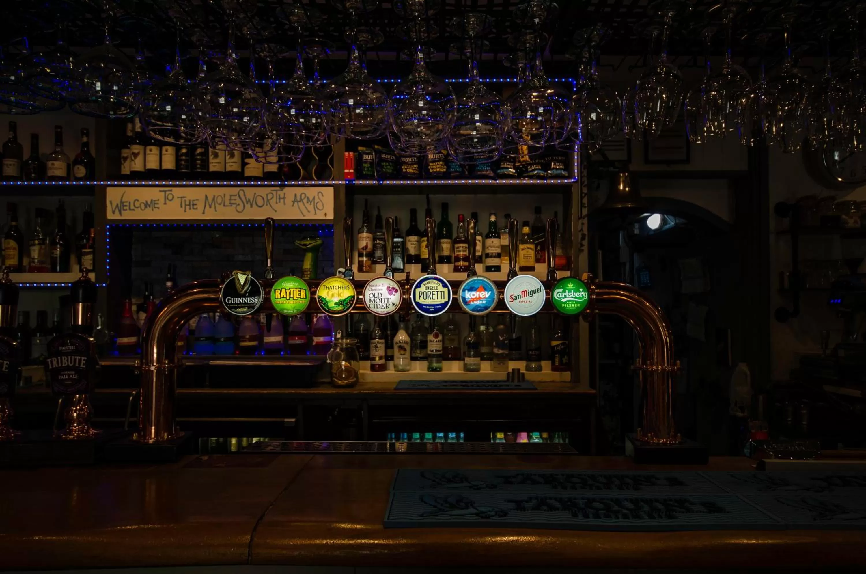 Lounge or bar in Molesworth Arms