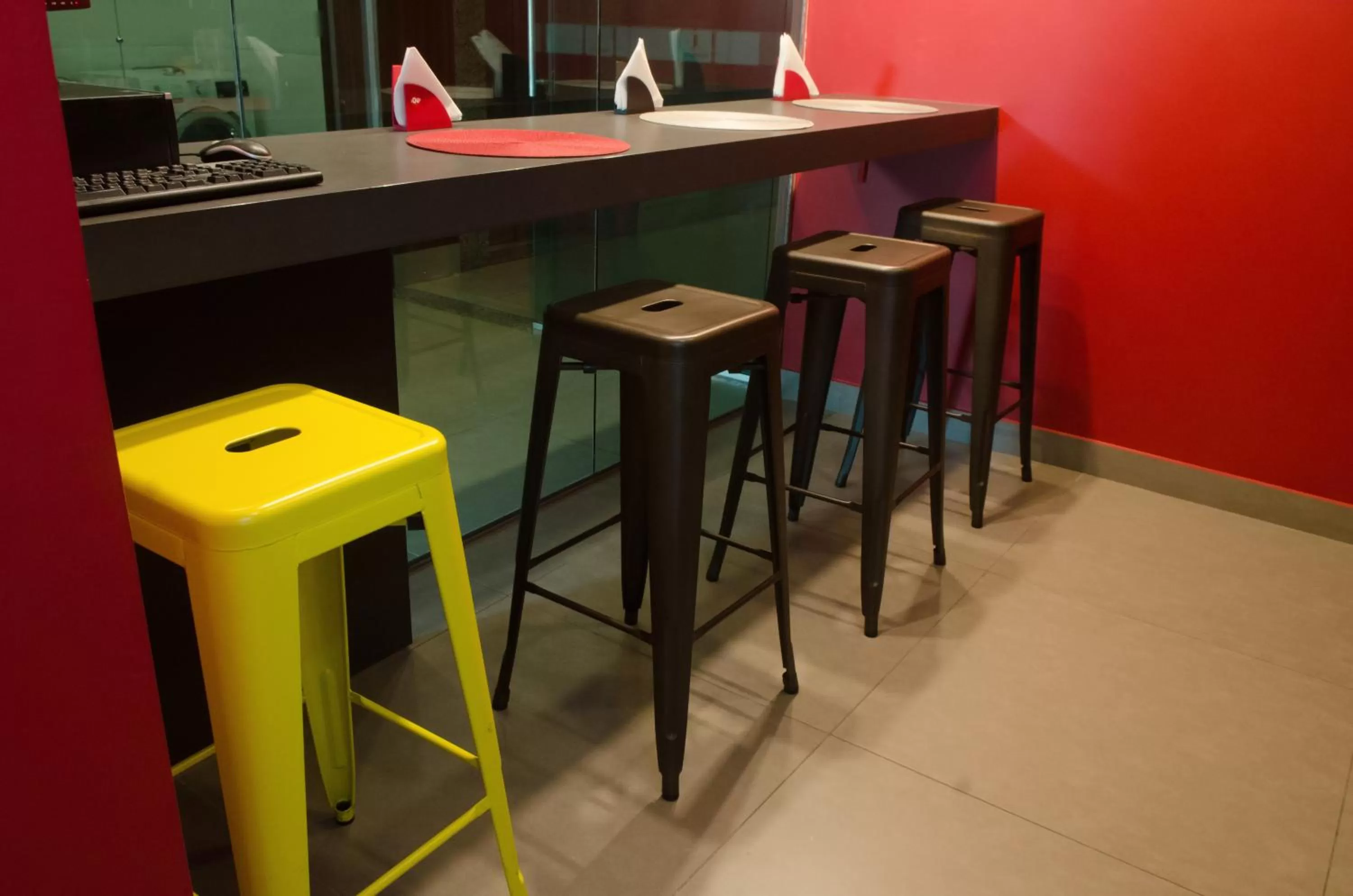 Lounge or bar in Ímpar Suítes Cidade Nova