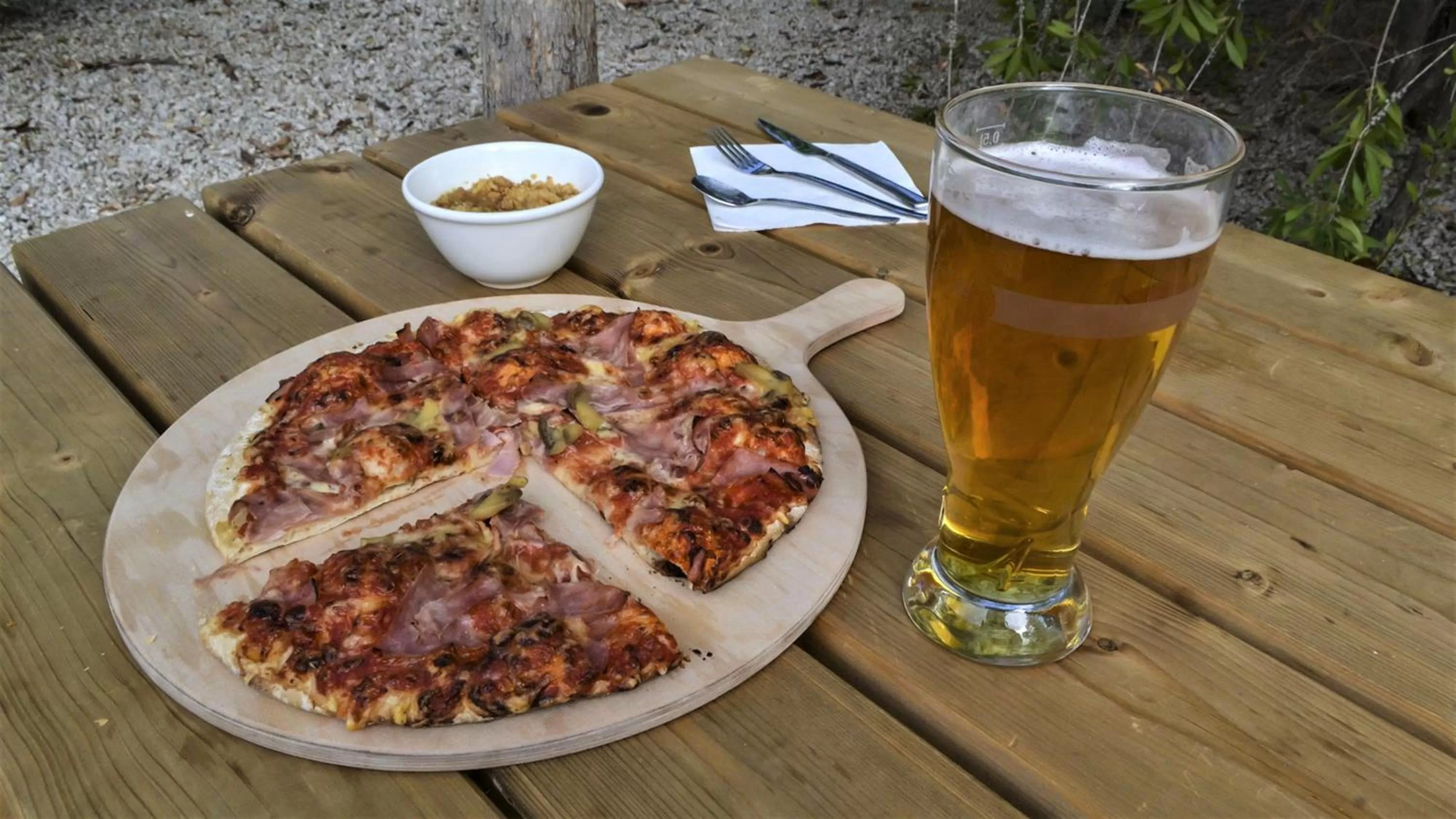 Restaurant/places to eat in Holiday Inn Express Montpellier - Odysseum by IHG