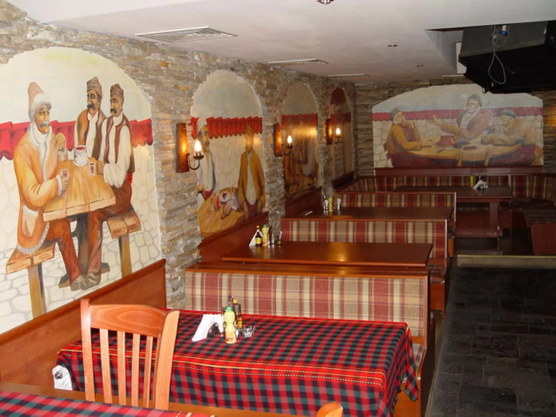 Restaurant/places to eat in Hotel Trayana