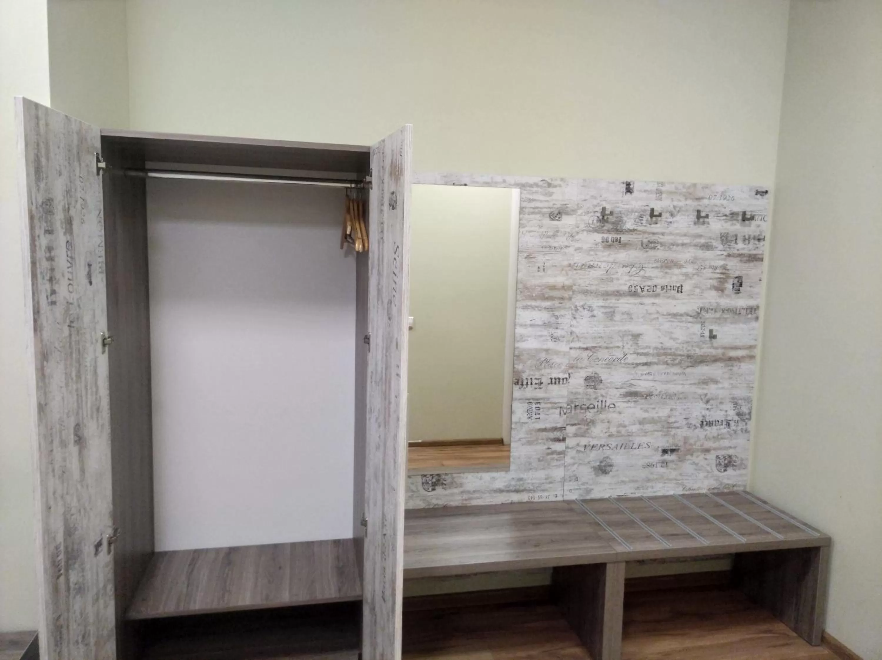 Bunk Bed in Budget Hotel Ekotel