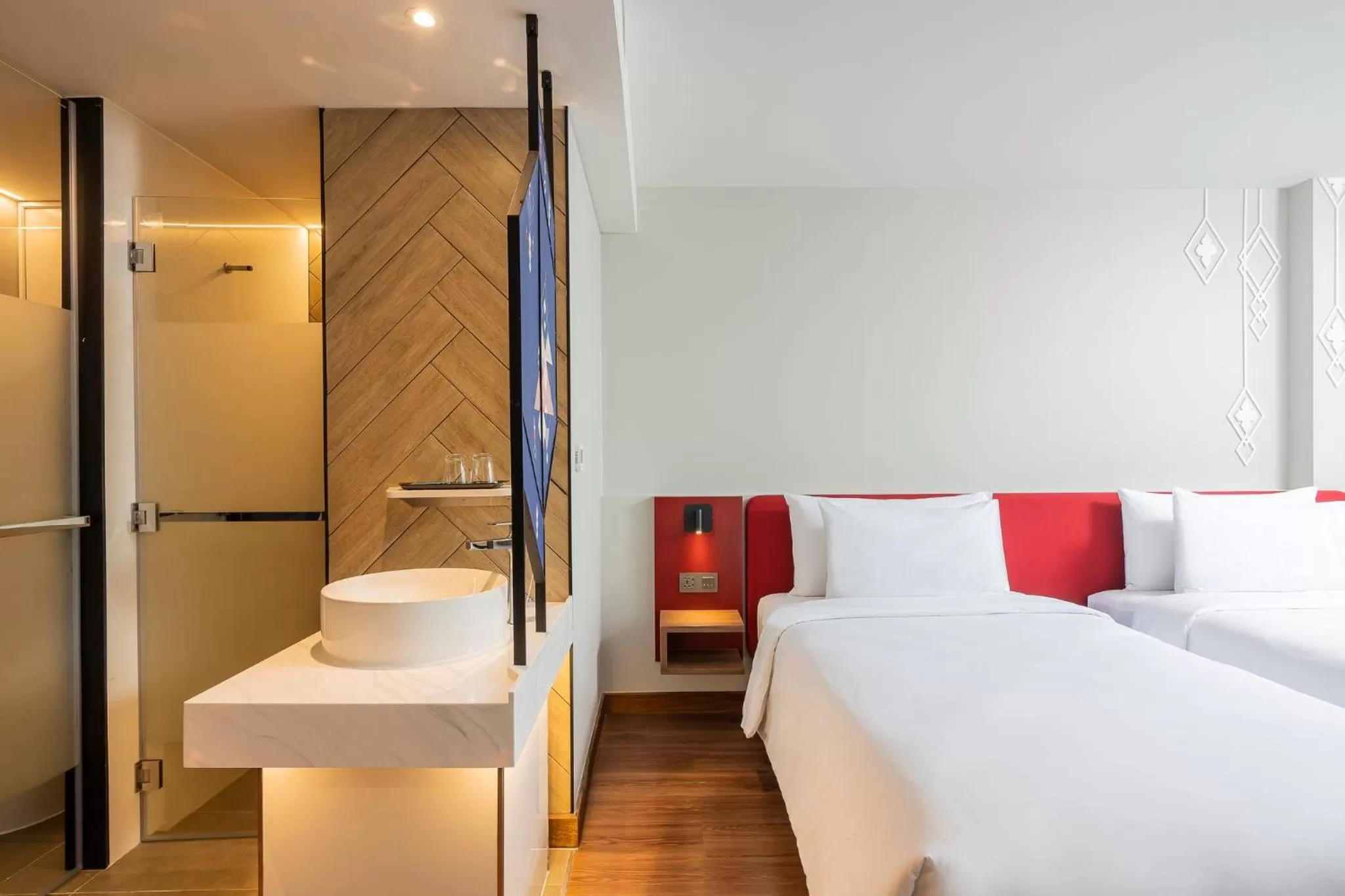 Bedroom, Bed in Centara Life Hotel Bangkok Phra Nakhon