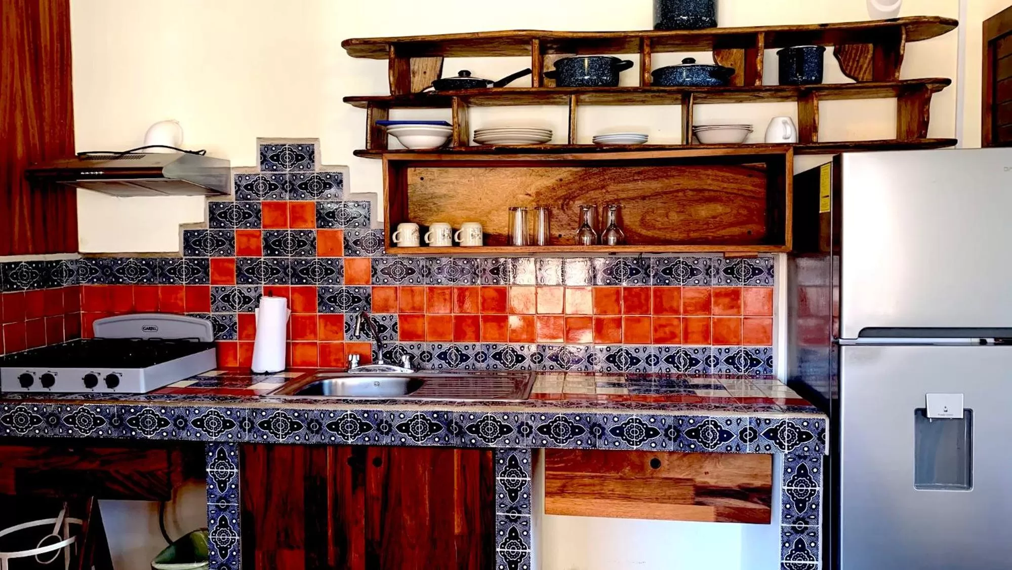 Kitchen or kitchenette in Hotel Casamar Suites