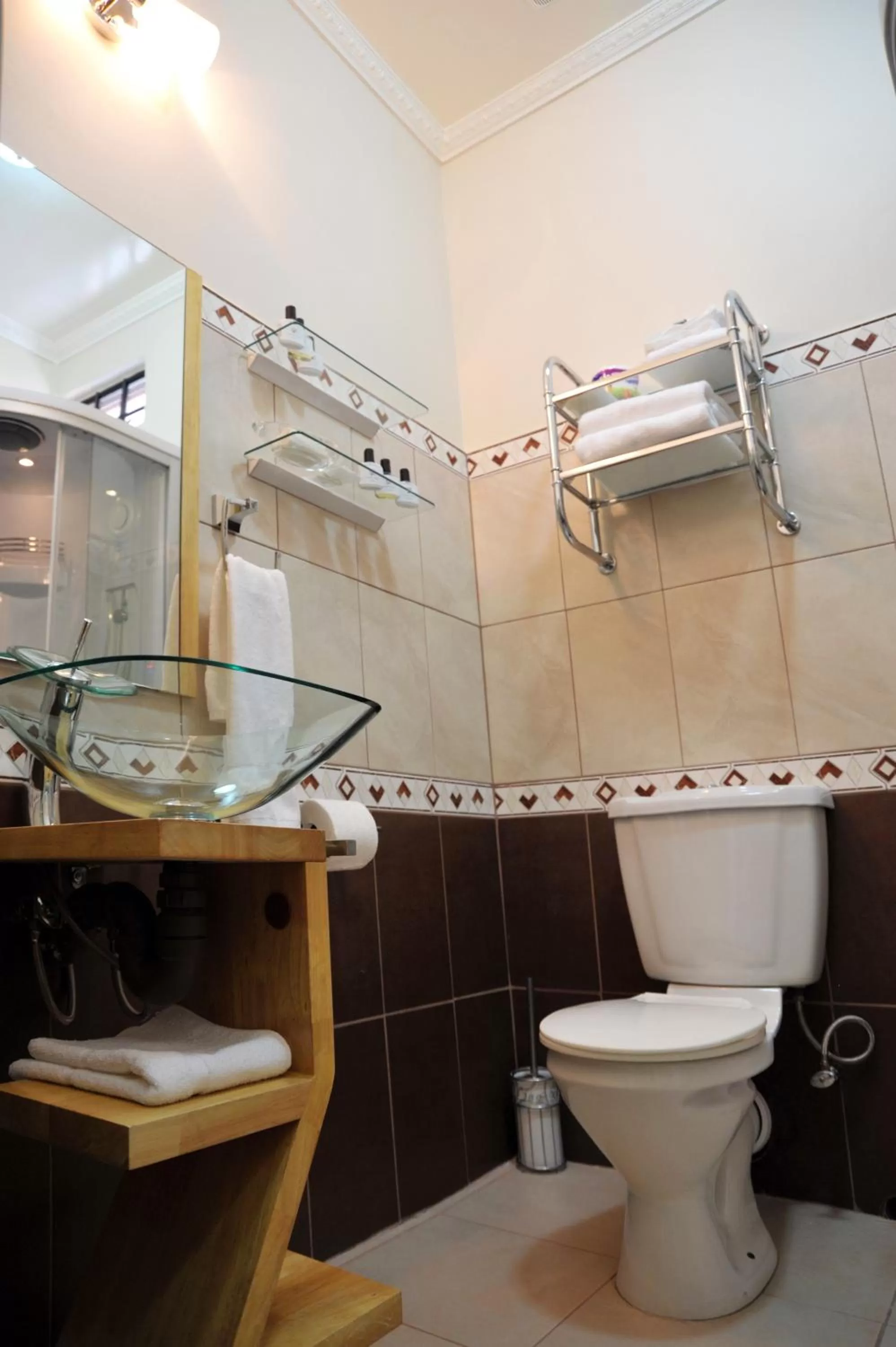 Bathroom in Culture Crossroads Inn