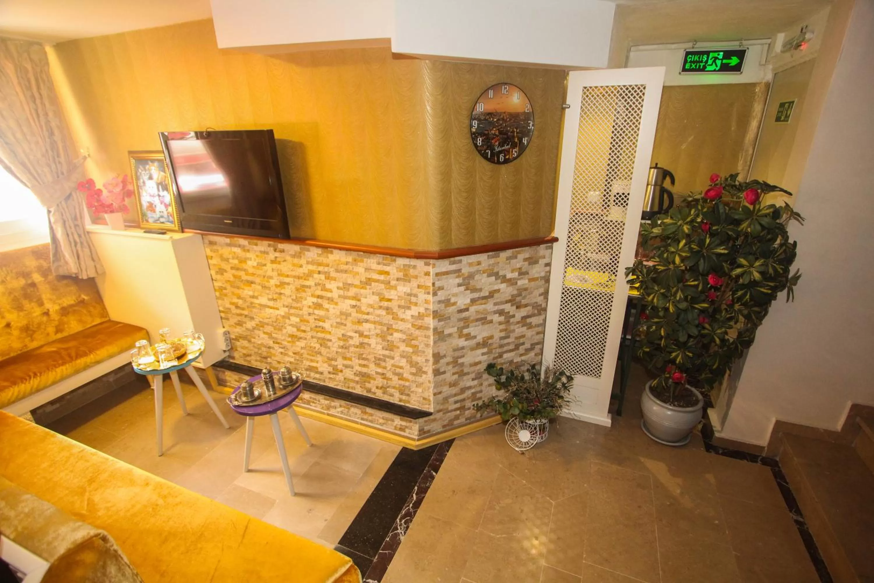 Lobby or reception in Venue Hotel Istanbul Old City