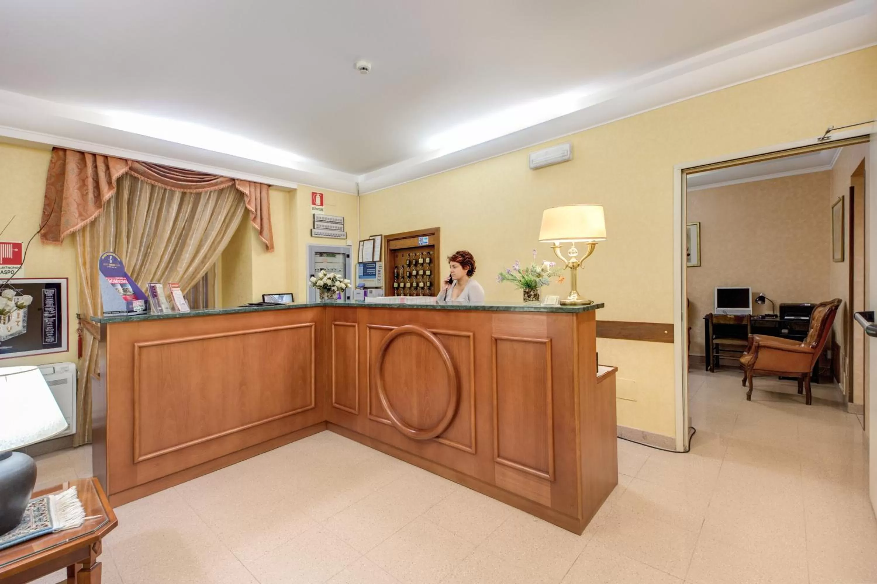 Lobby or reception in Hotel Milo