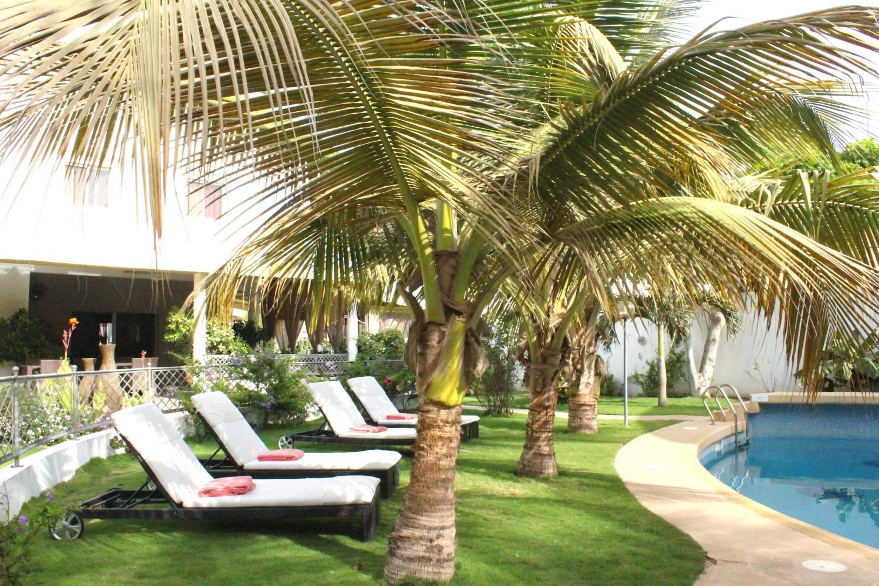 Garden, Swimming Pool in La Résidence