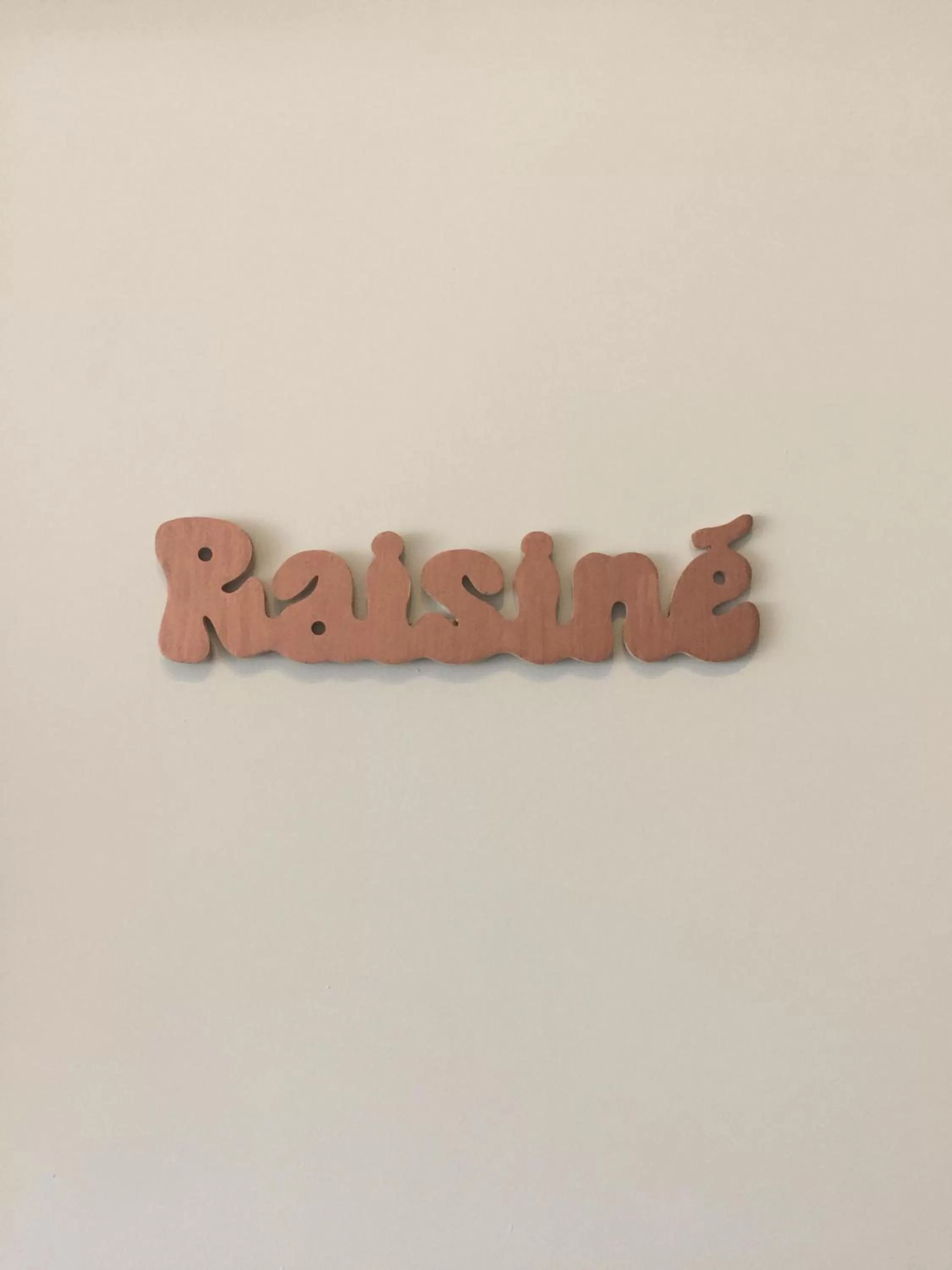 Property logo or sign in 1 Chambre, 1 P'tit dèj', 1 Sourire