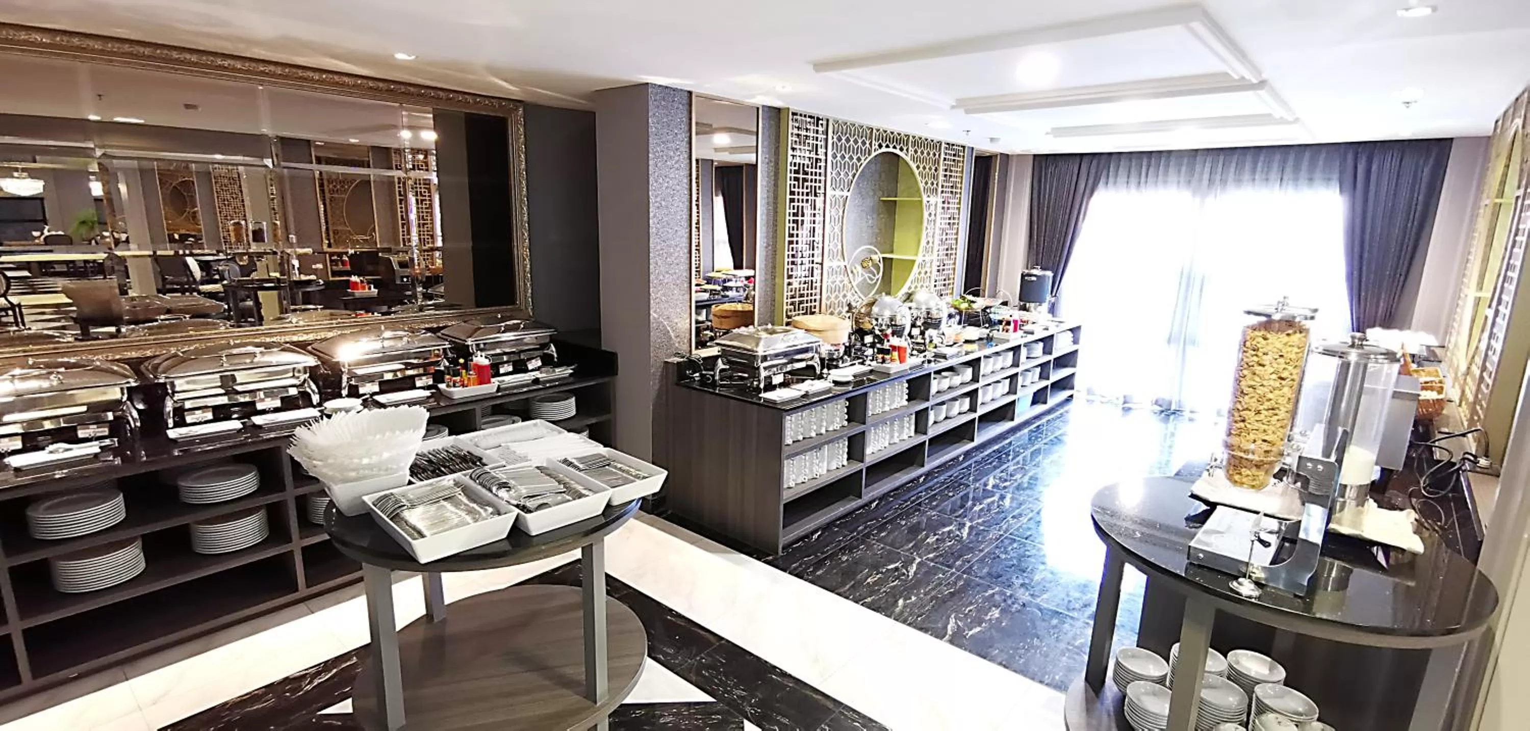 Buffet breakfast in SN Connx - SHA Plus