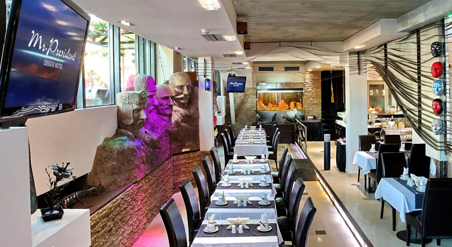 Restaurant/places to eat in Design Hotel Mr President