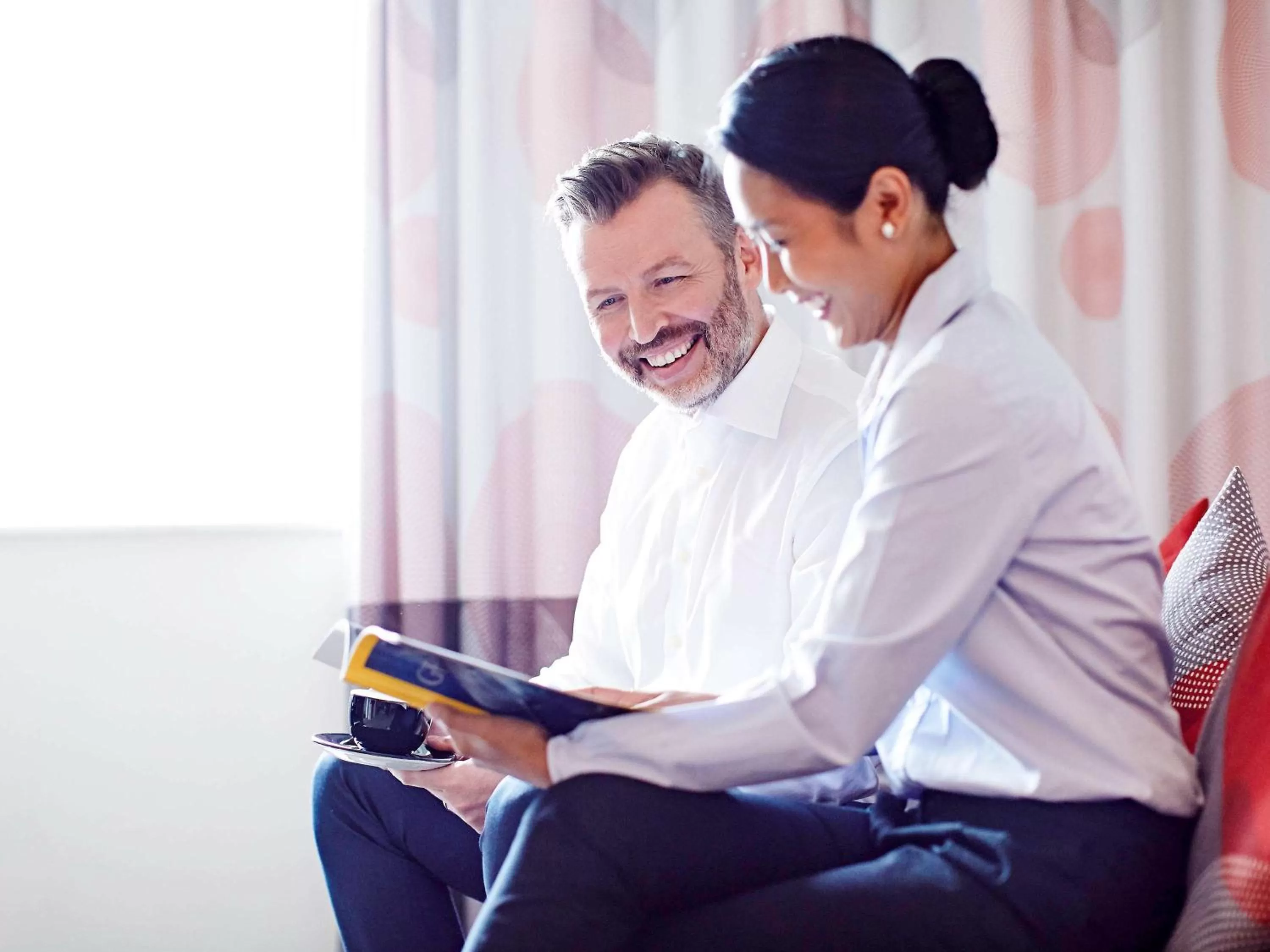 Photo of the whole room in Novotel London Waterloo