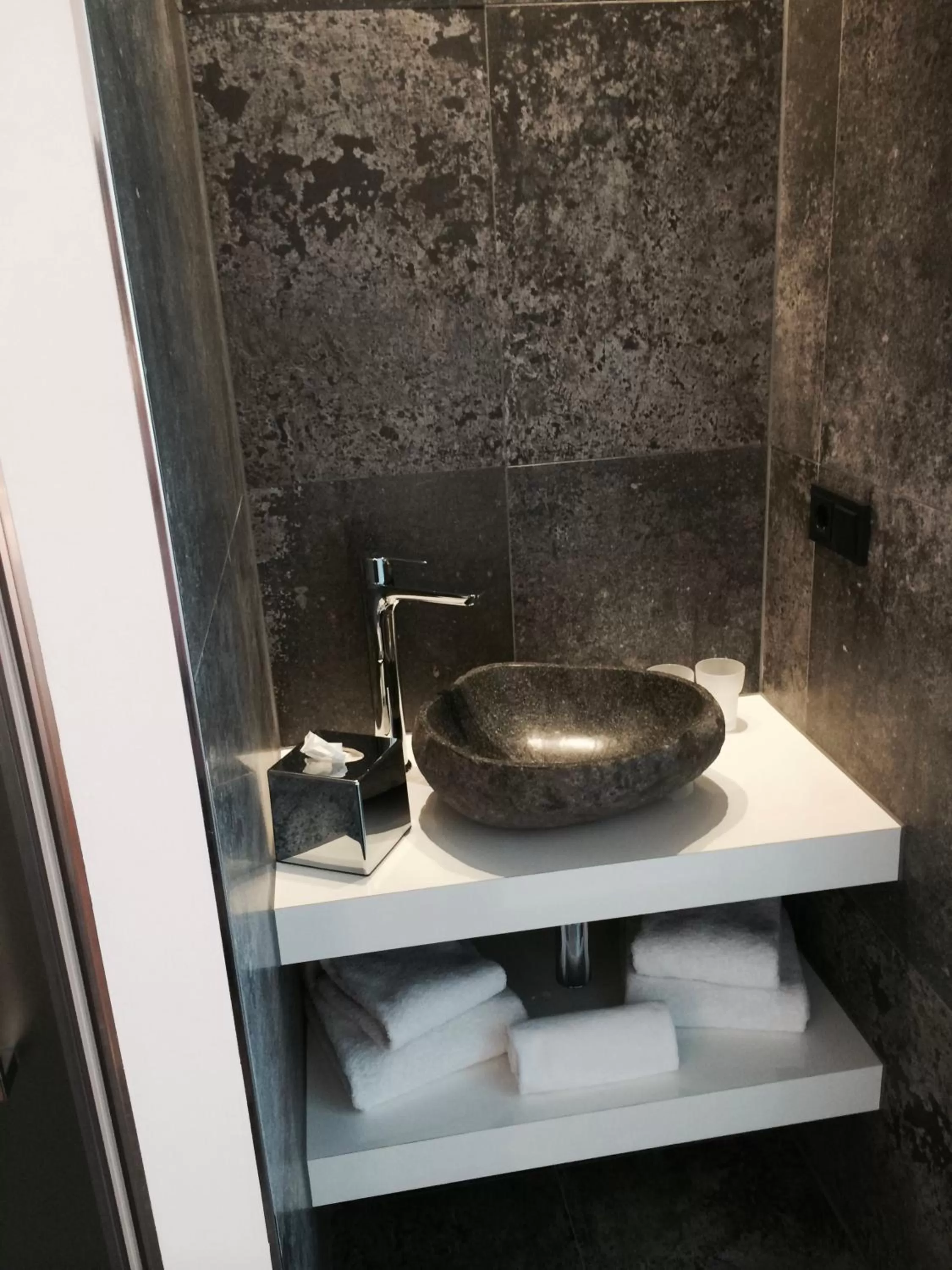 Bathroom in Hotel Lindenhof