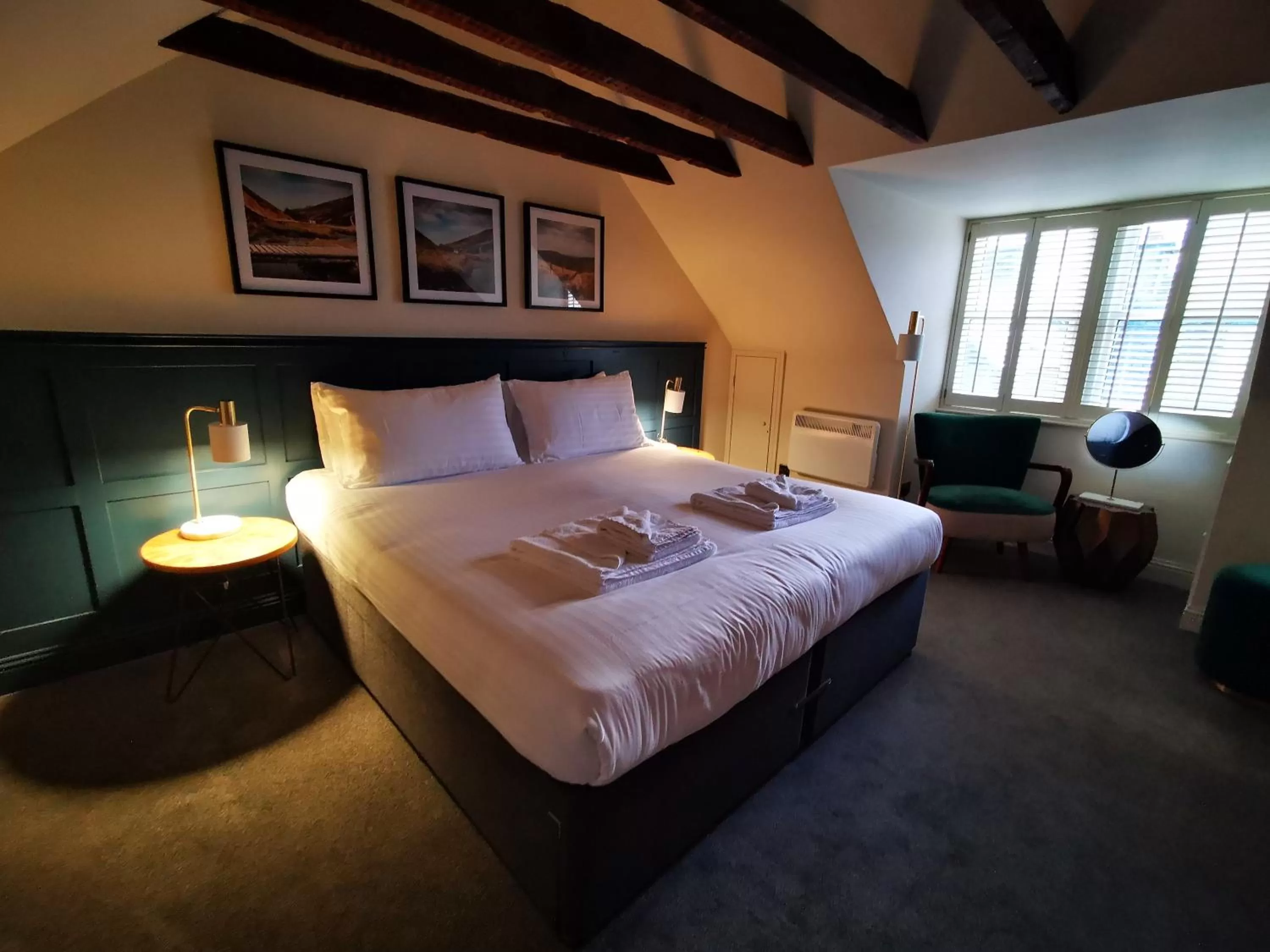 Bed in The Balerno Inn