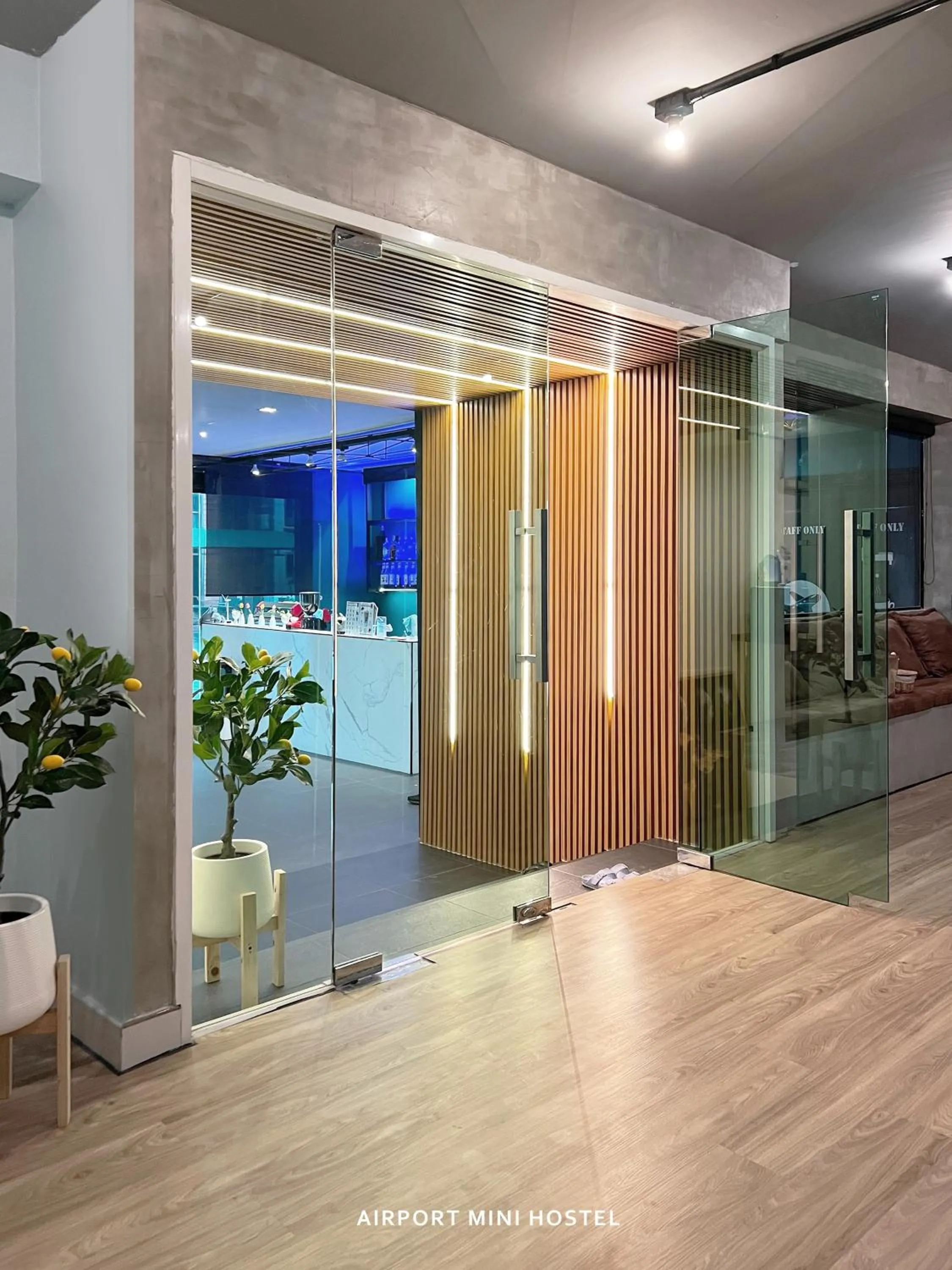 Restaurant/places to eat in Airport Mini Hostel at Don Muang Airport