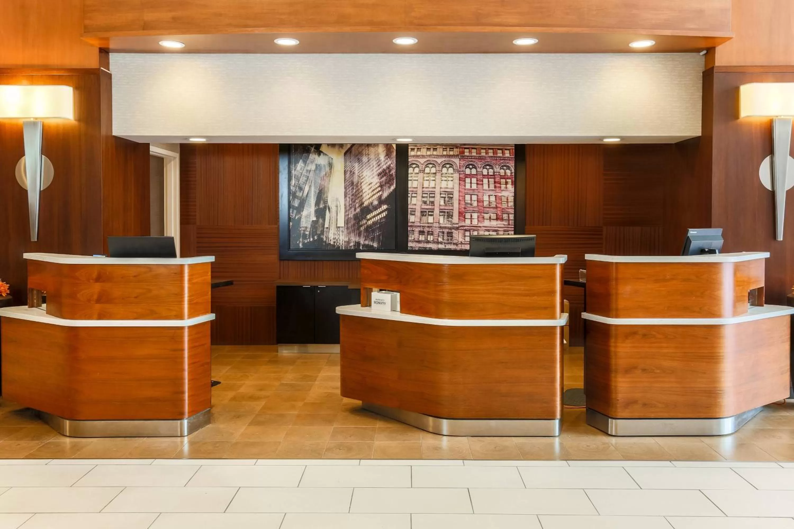 Lobby or reception in Courtyard by Marriott Pittsburgh Downtown