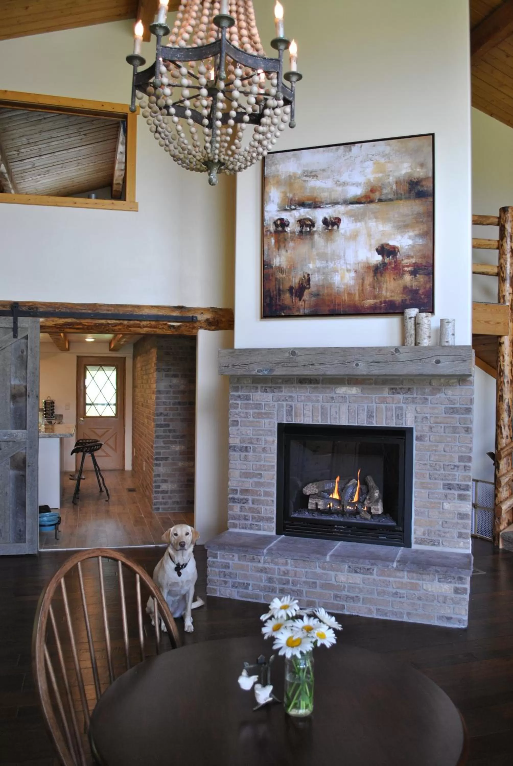 Living room in Fin and Feather Inn