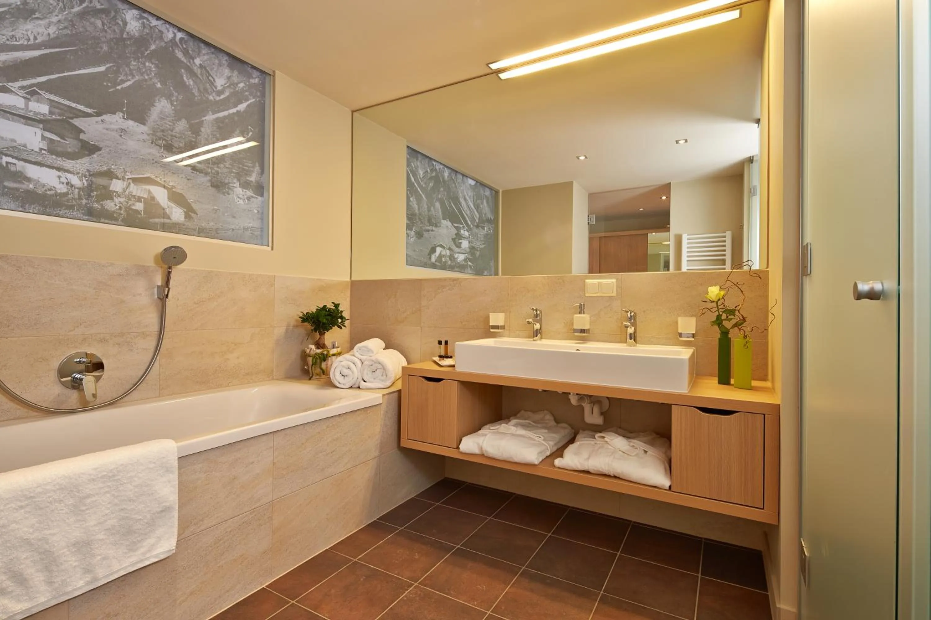 Shower in Alpeiner - Nature Resort Tirol