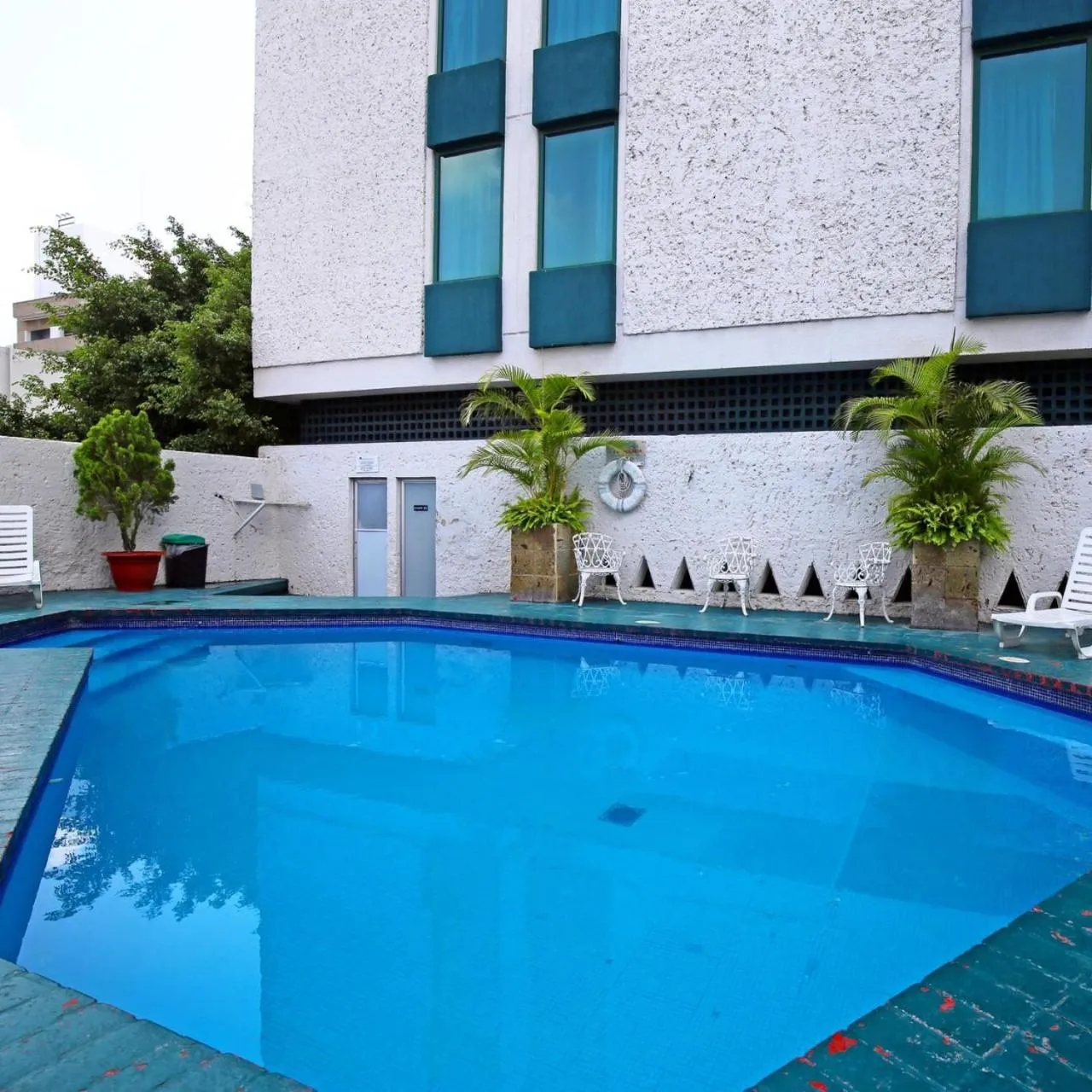 Swimming pool in Aranzazu Eco