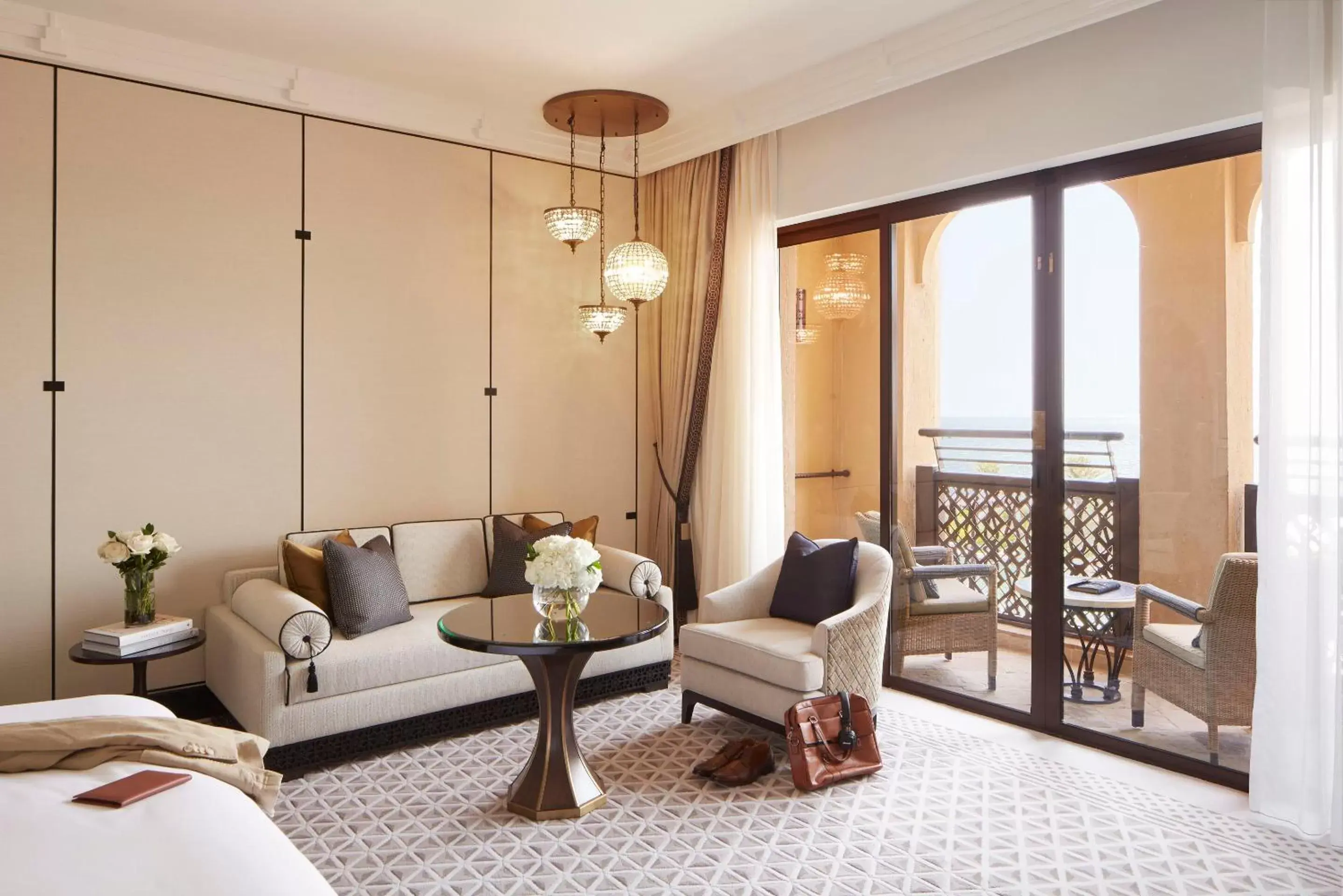 Ocean View Club Room – Club benefits & Wild Wadi Waterpark™ Access in Jumeirah Mina Al Salam Dubai Ocean View Club Room – Club benefits & Wild Wadi Waterpark™ Access in Jumeirah Mina Al Salam Dubai