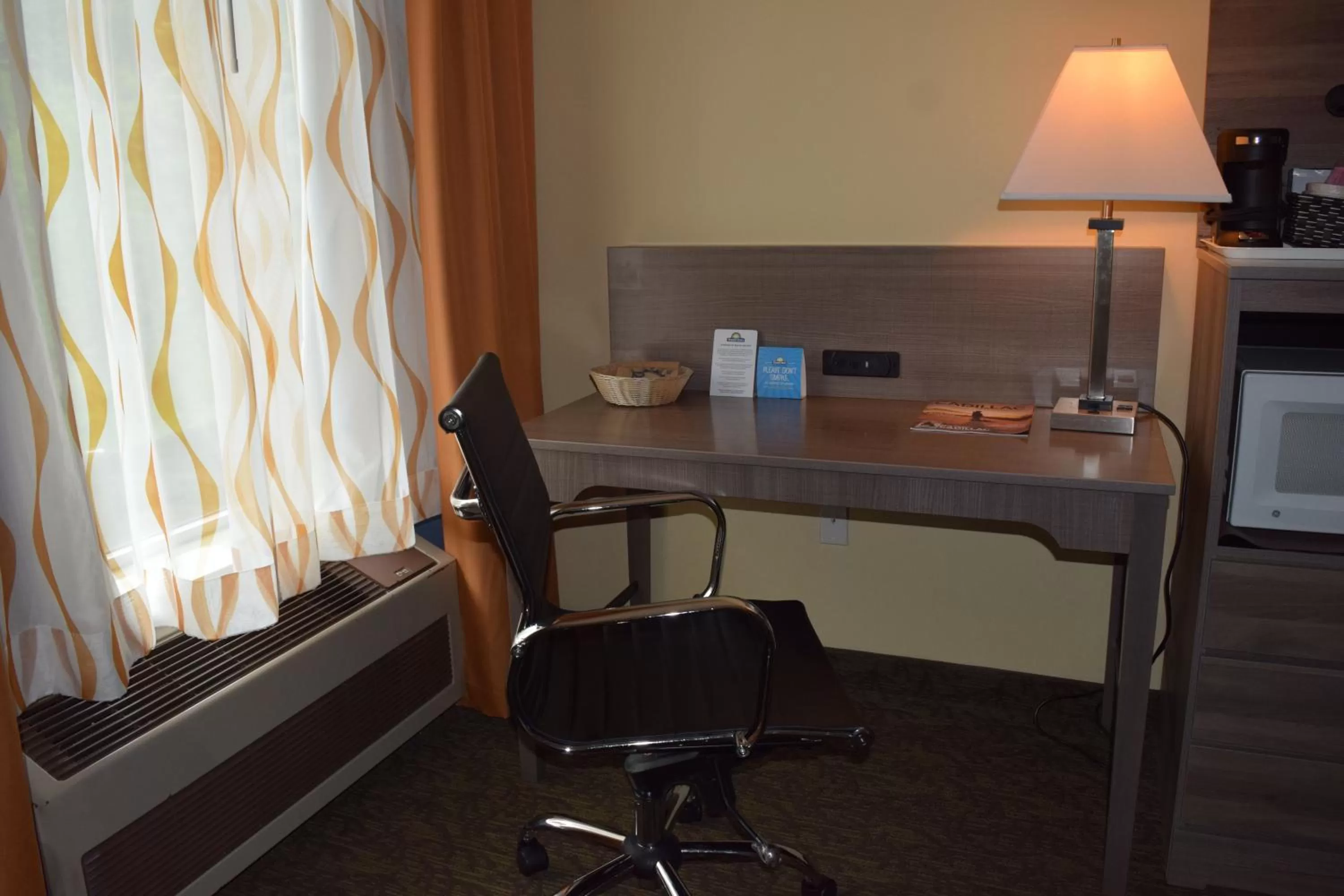 Business facilities in Days Inn by Wyndham Cadillac