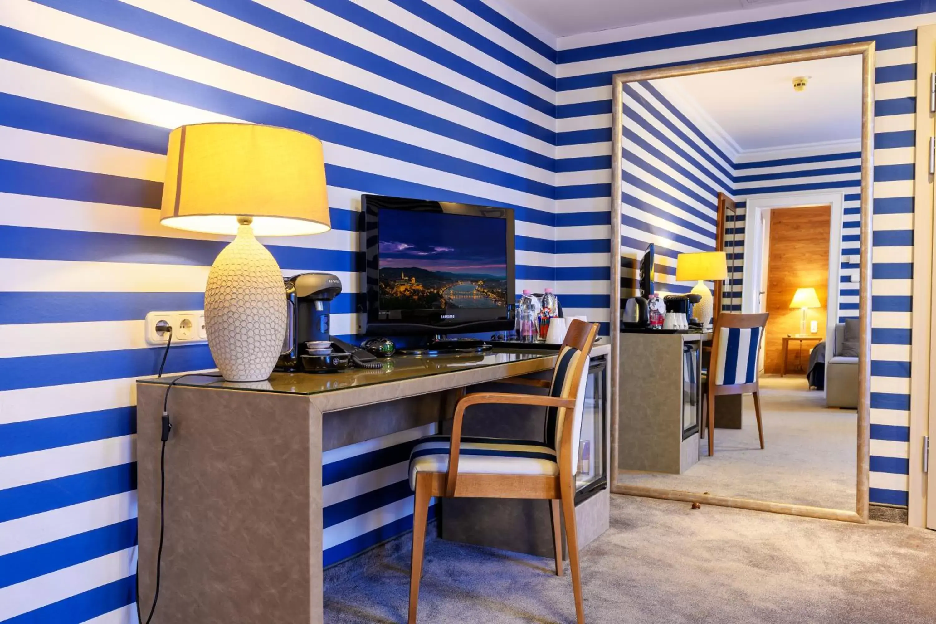 Suite in Ambra Hotel Suite in Ambra Hotel