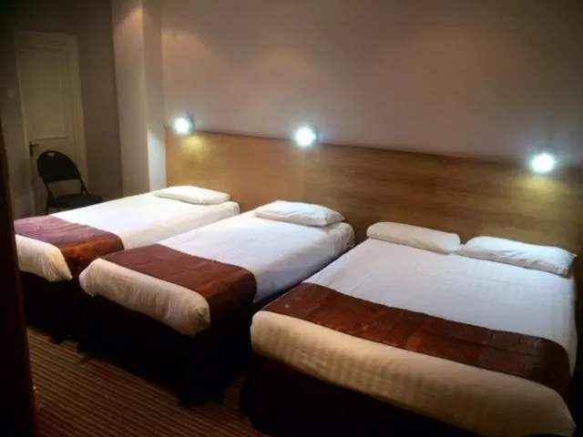 Bed in West Cromwell Hotel