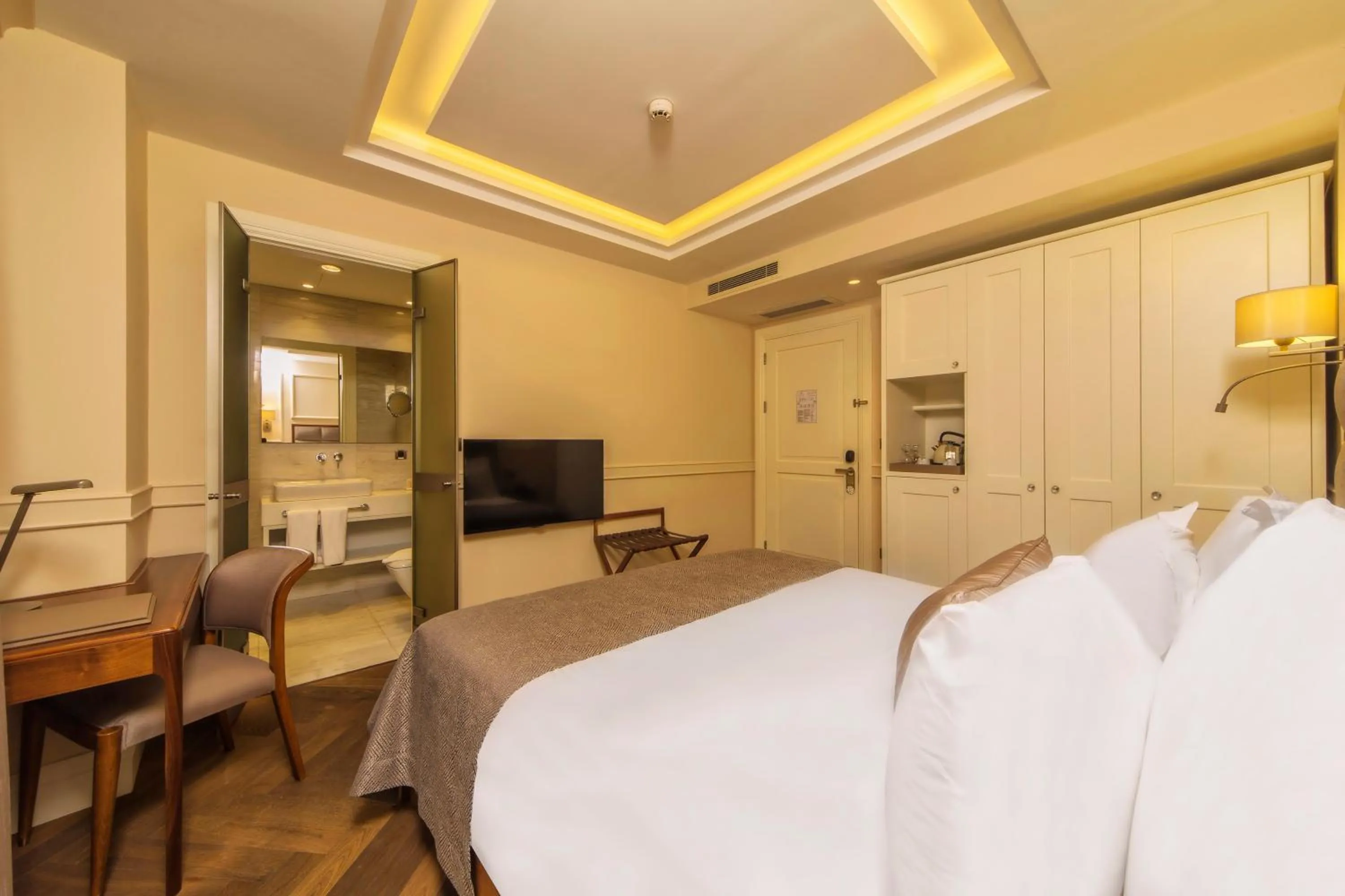 Staff in Hotel Morione & Spa Center