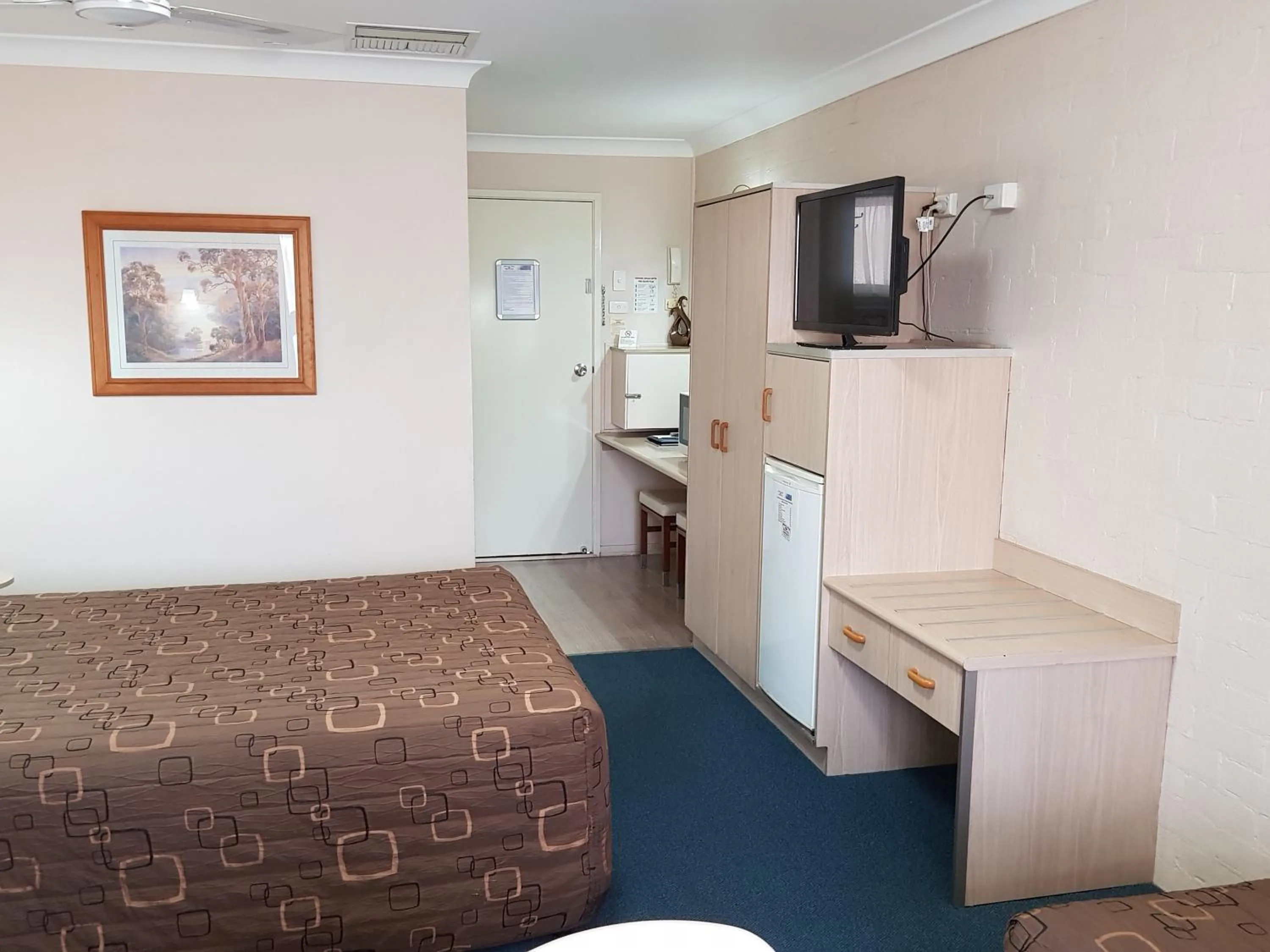 Other, Bed in Abraham Lincoln Motel