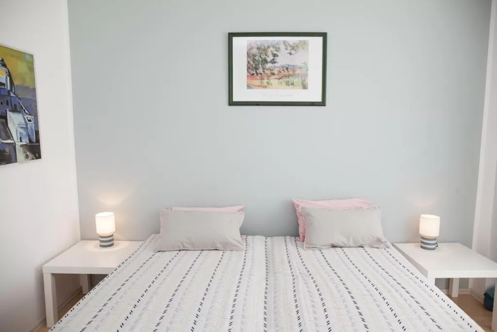 Bed in Swetis Passage