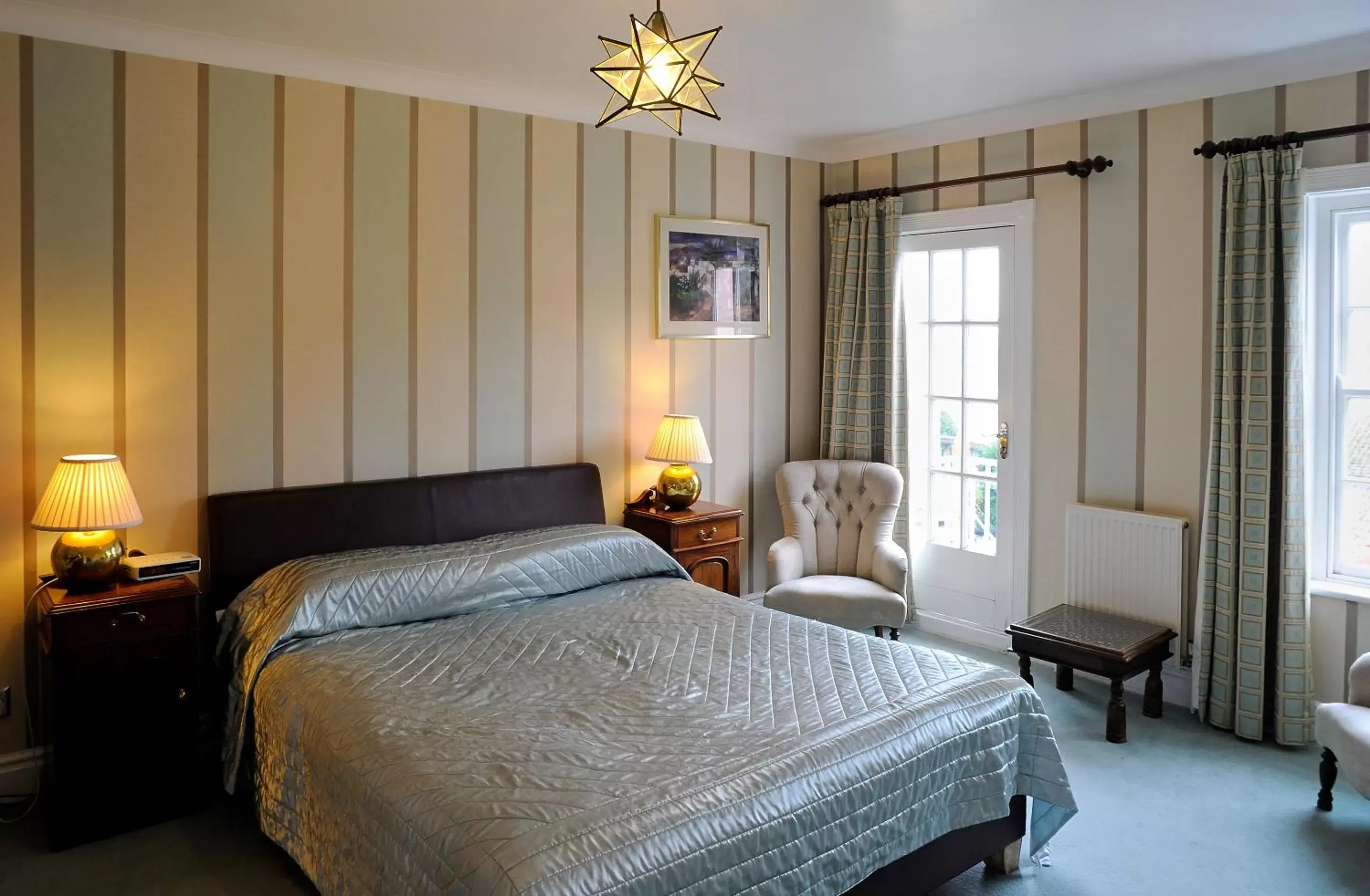 Village Suite in Portmeirion Village & Castell Deudraeth Village Suite in Portmeirion Village & Castell Deudraeth