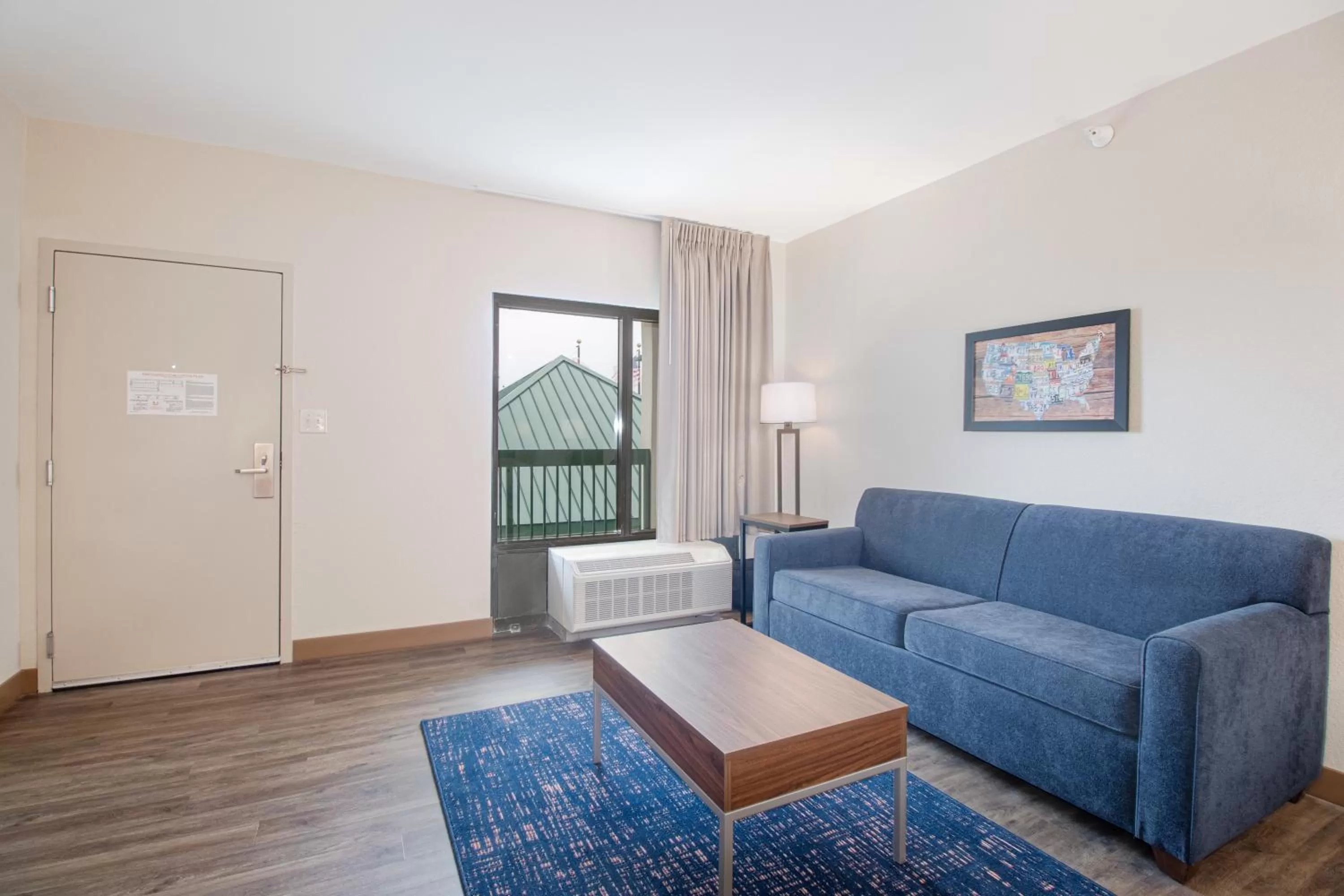 Seating area in Econo Lodge Inn & Suites Foley-North Gulf Shores