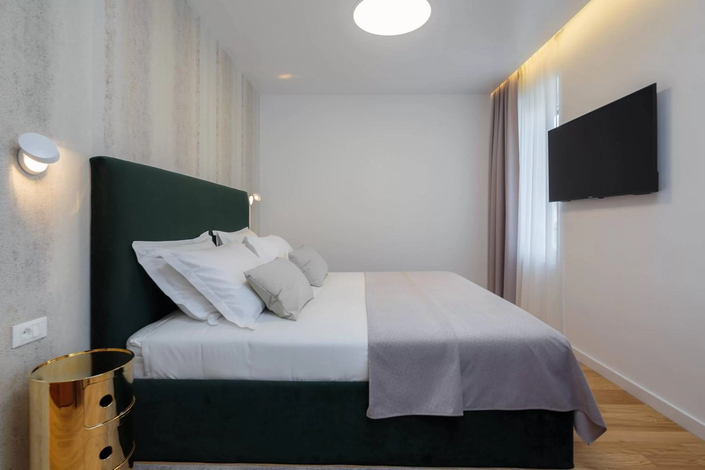 Bedroom, Bed in Belvedere Luxury Rooms - Breathtaking View